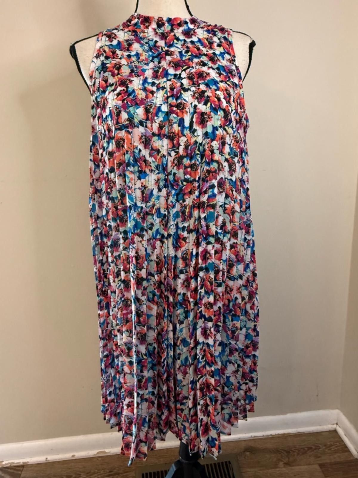 Other Nicole by Nicole Miller midi dress floral pleated SZ 4 Size S / US 4 / IT 40 - 1 Thumbnail
