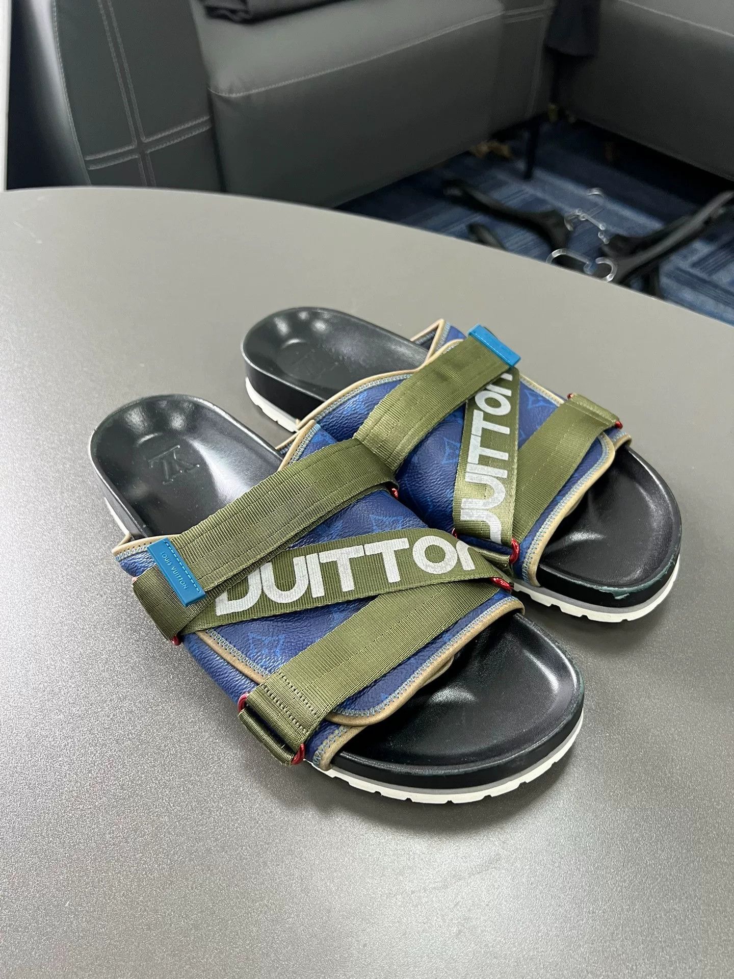 LVXWA LV Nylon Strap Sandals in Dark Green Size US 10 / EU 43 - 1 Thumbnail