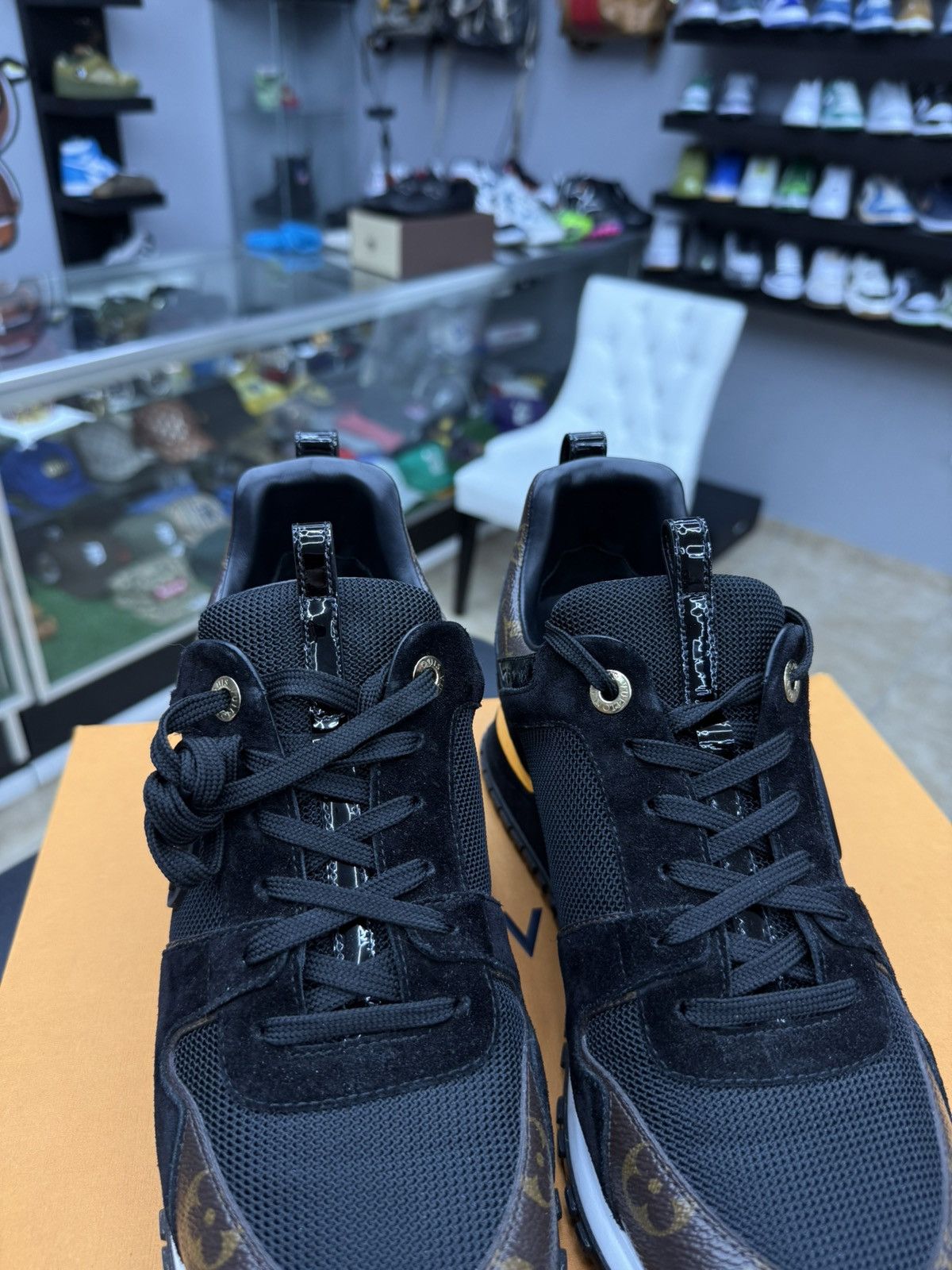Louis Vuitton Louis Vuitton Run Away Sneaker Black Brown Monogram Size US 8 / EU 41 - 7 Thumbnail