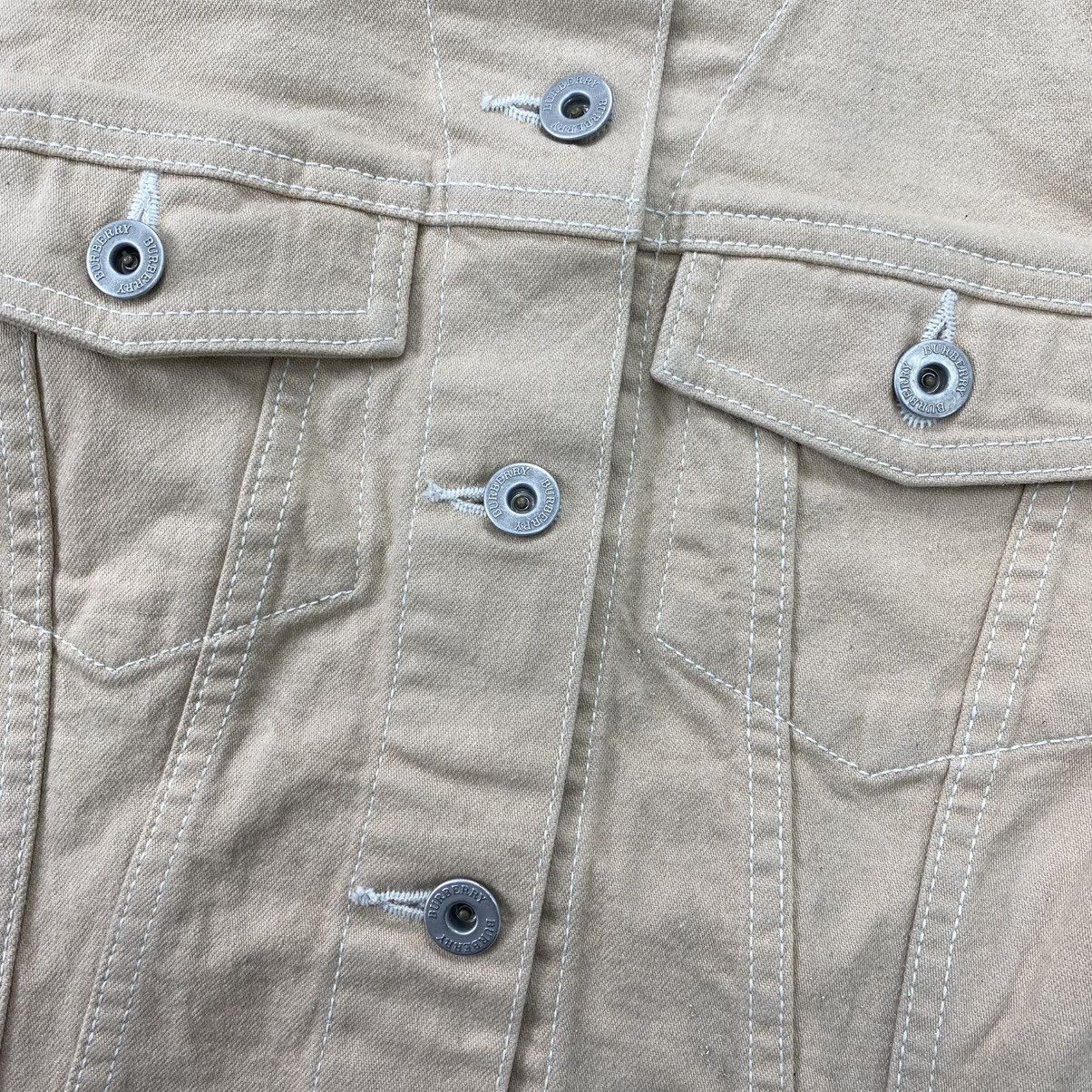 Burberry Vintage Burberry London Nova Check Beige Denim Jacket Luxury Size US S / EU 44-46 / 1 - 6 Thumbnail