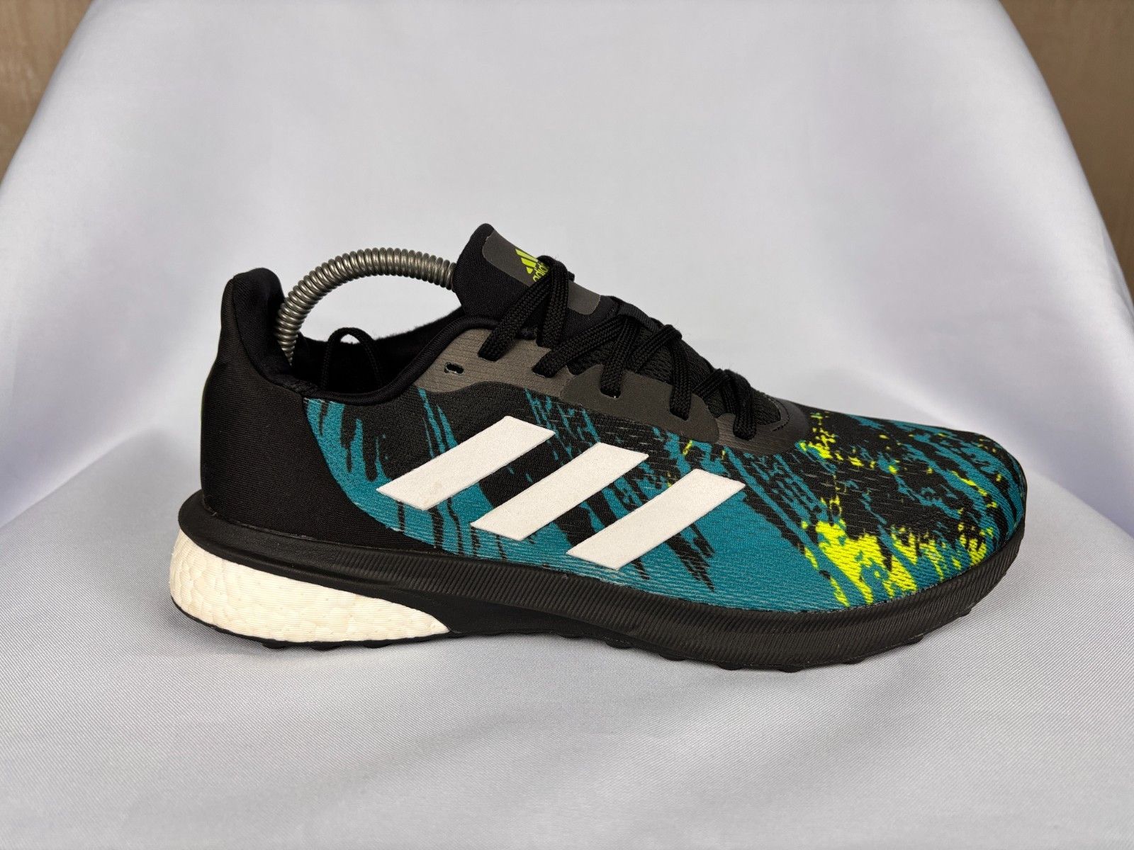 Adidas MINT! Adidas Astrarun Trainers Sneakers (FW5448) Size US 9 / EU 42 - 2 Thumbnail