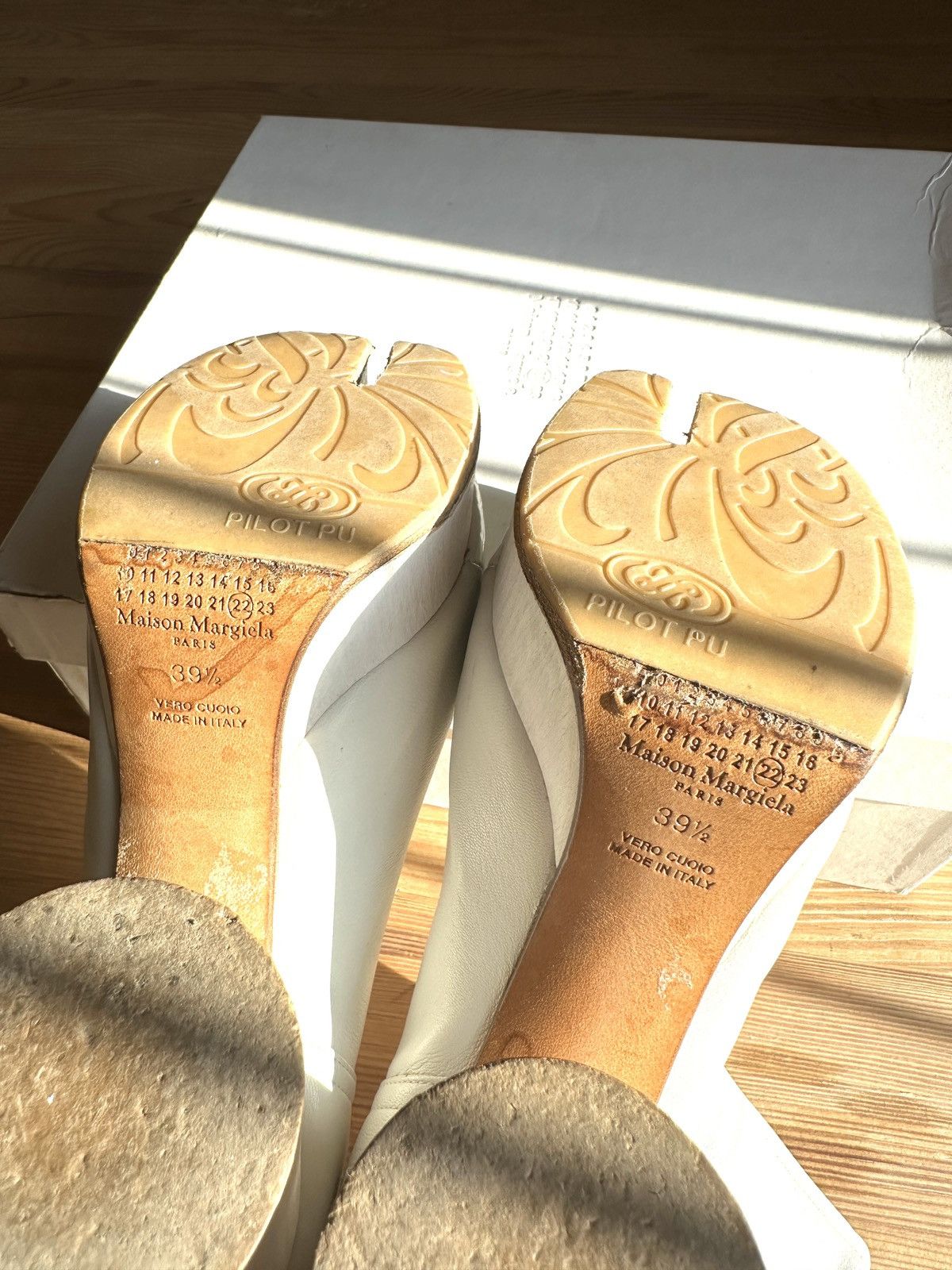 Maison Margiela Maison Margiela Mid Heel Tabi Ankle Boots Size US 8.5 / IT 38.5 - 10 Thumbnail