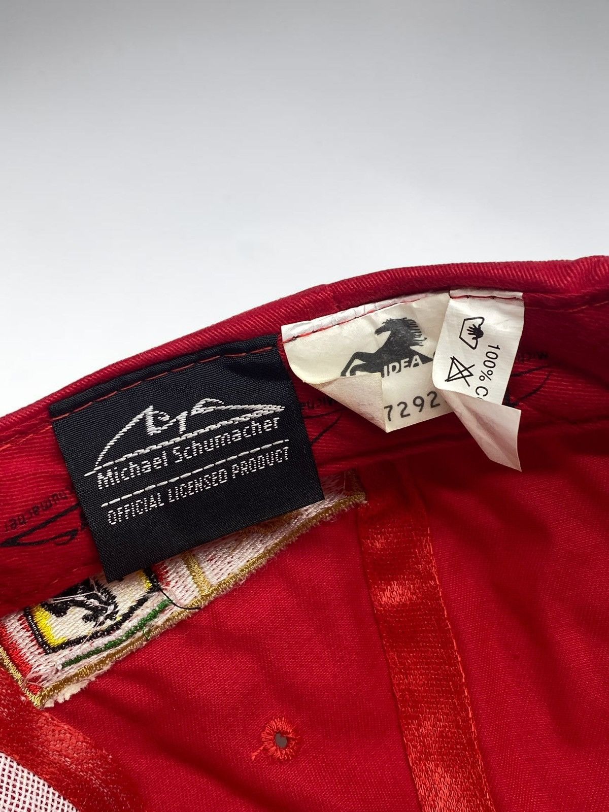 Formula 1 Michael Schumacher World Champion 2002 Ferrari Cap Formula 1 Size ONE SIZE - 12 Thumbnail