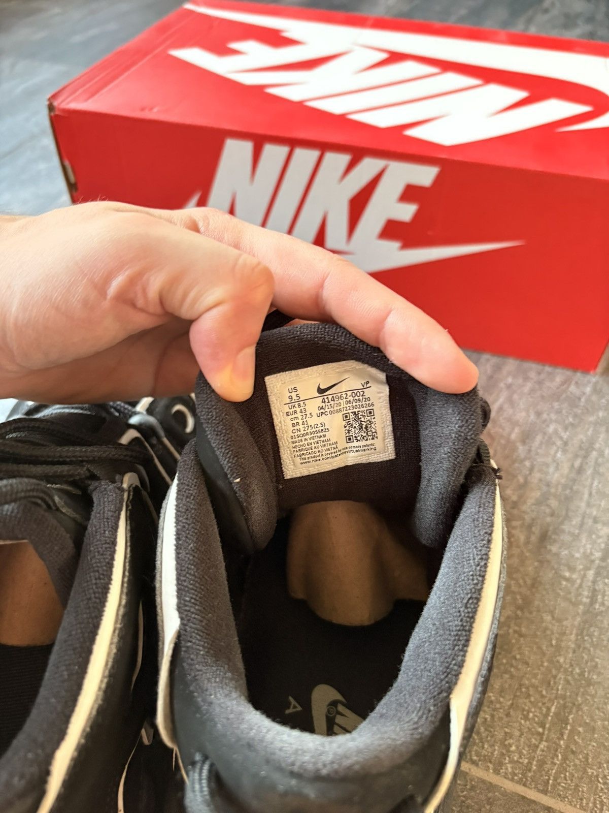 Nike Nike Uptempo OG Black Scotty Pippen Size 9.5 Size US 9.5 / EU 42-43 - 6 Thumbnail