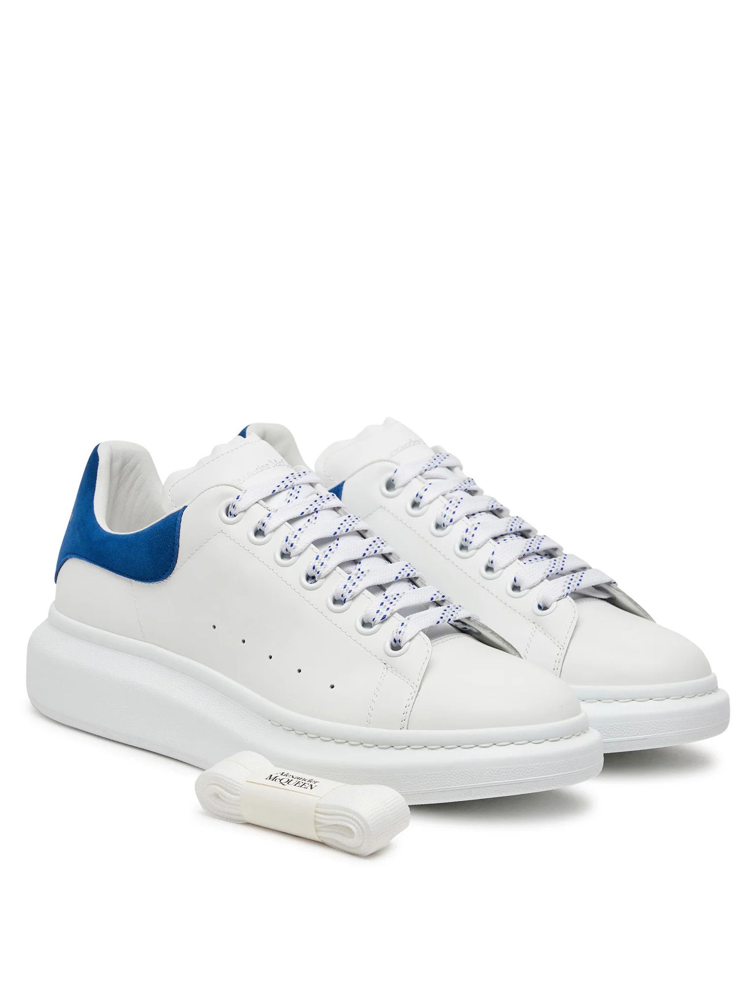 Alexander McQueen o1s22i1n0925 Oversized Sneakers in White/Blue Size US 7 / EU 40 - 1 Thumbnail