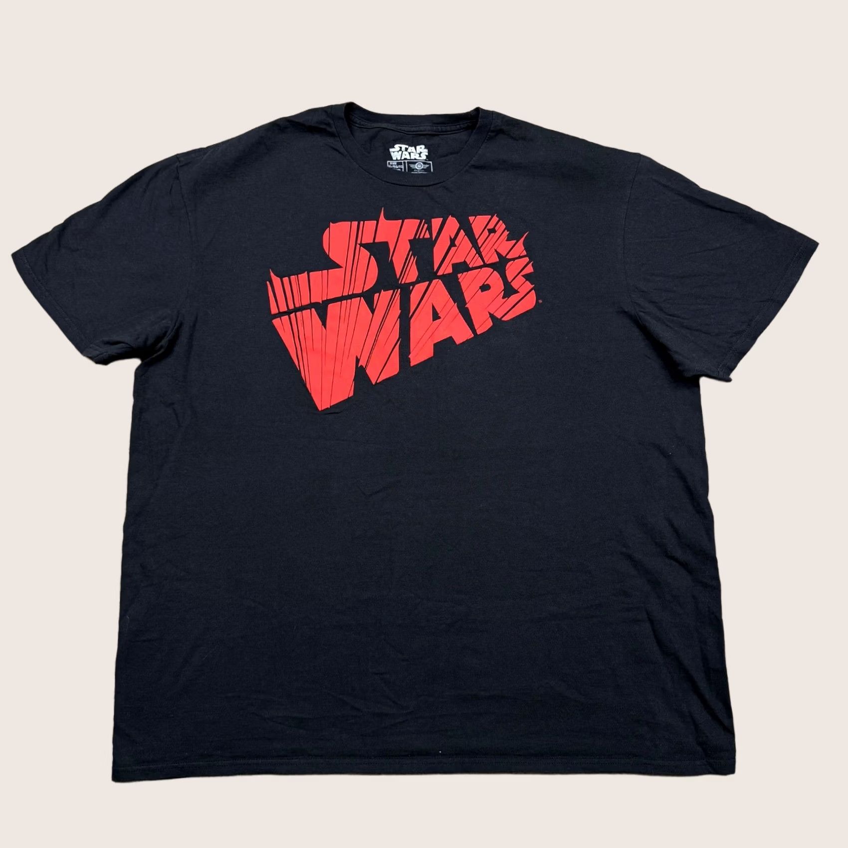Mad Engine Star Wars Mens Shirt Black XL Short Sleeve Crew Neck Movie Tee Mad Engine Causal Size US XL / EU 56 / 4 - 1 Thumbnail