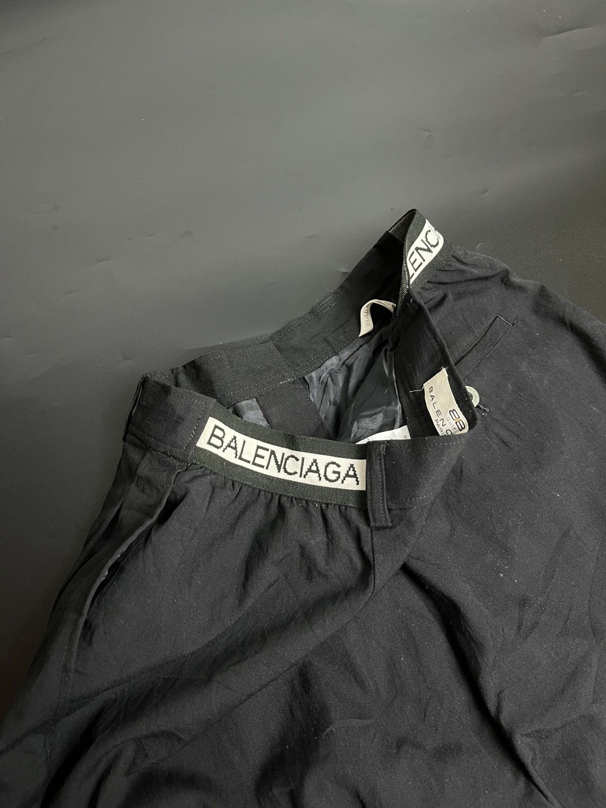 Balenciaga × Designer × Japanese Brand Balenciaga balloon pants Size US 29 - 3 Thumbnail