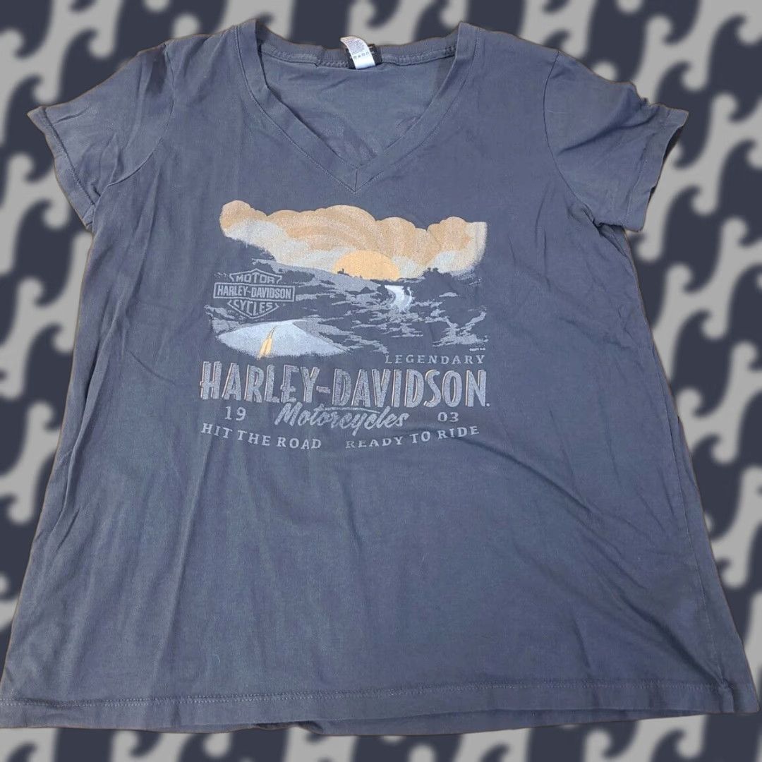 Harley Davidson Harley-Davidson Women V-Neck Shirt XL Gray graphic print Motorcycle Accessories Biker T-Shirt Casual Sleeve 100% Cotton United States Size XL / US 12-14 / IT 48-50 - 1 Thumbnail