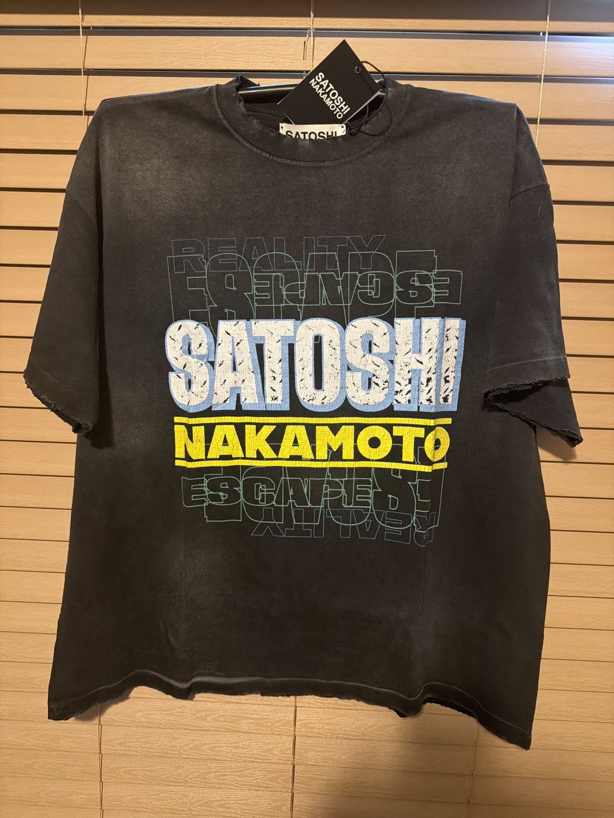 Satoshi Nakamoto Satoshi Nakamoto “Escape Reality” XXL Brand New Size US XXL / EU 58 / 5 - 1 Thumbnail