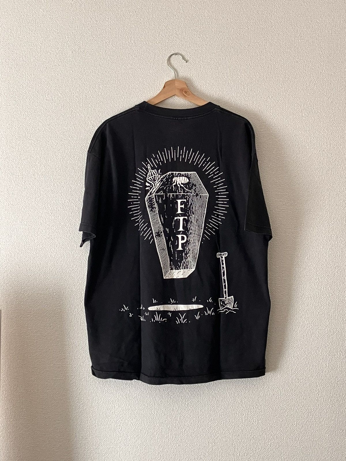 Fuck The Population FTP x 5th Column Size US XL / EU 56 / 4 - 2 Thumbnail