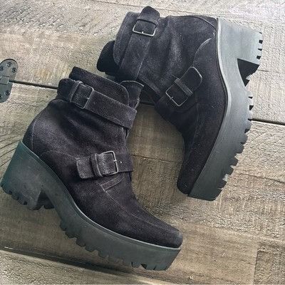 Miu Miu Miu Miu Prada Black Ankle Booties with Rugged Sole Motorcycl Size US 6.5 / IT 36.5 - 2 Thumbnail
