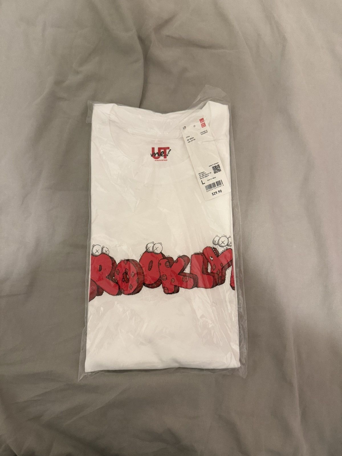 Kaws × Uniqlo Uniqlo Kaws Brooklyn Exclusive T-Shirt Size US L / EU 52-54 / 3 - 1 Thumbnail