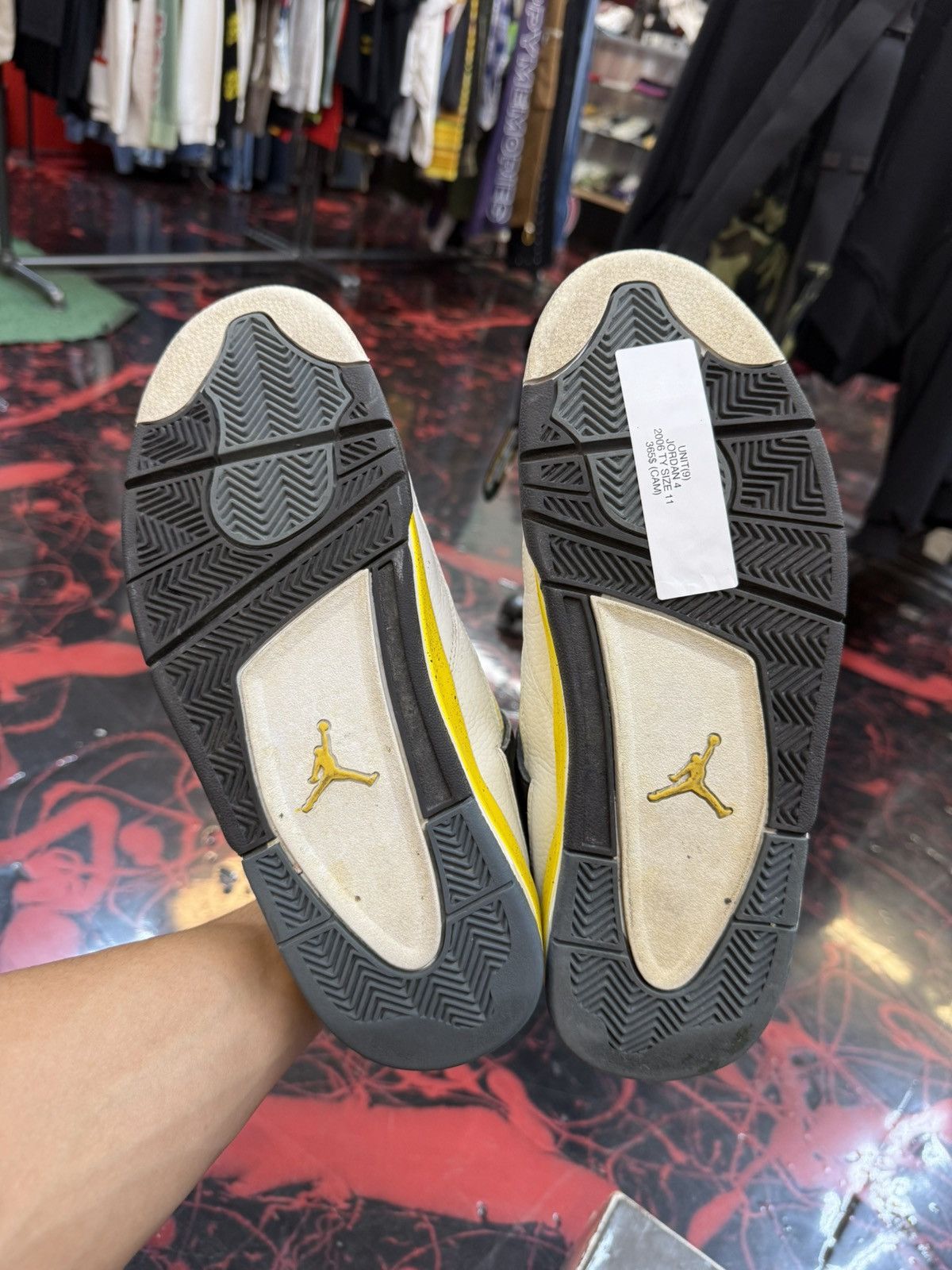 Jordan Brand 2006 Tour Yellow 4s Size US 11 / EU 44 - 6 Thumbnail
