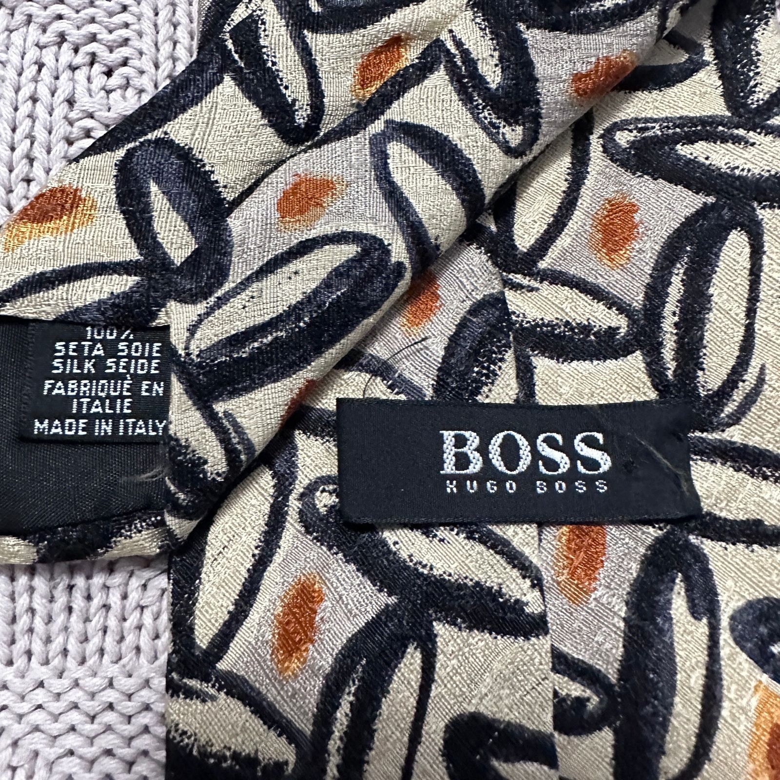 Hugo Boss Hugo Boss gold and black Italian silk tie Size ONE SIZE - 3 Thumbnail