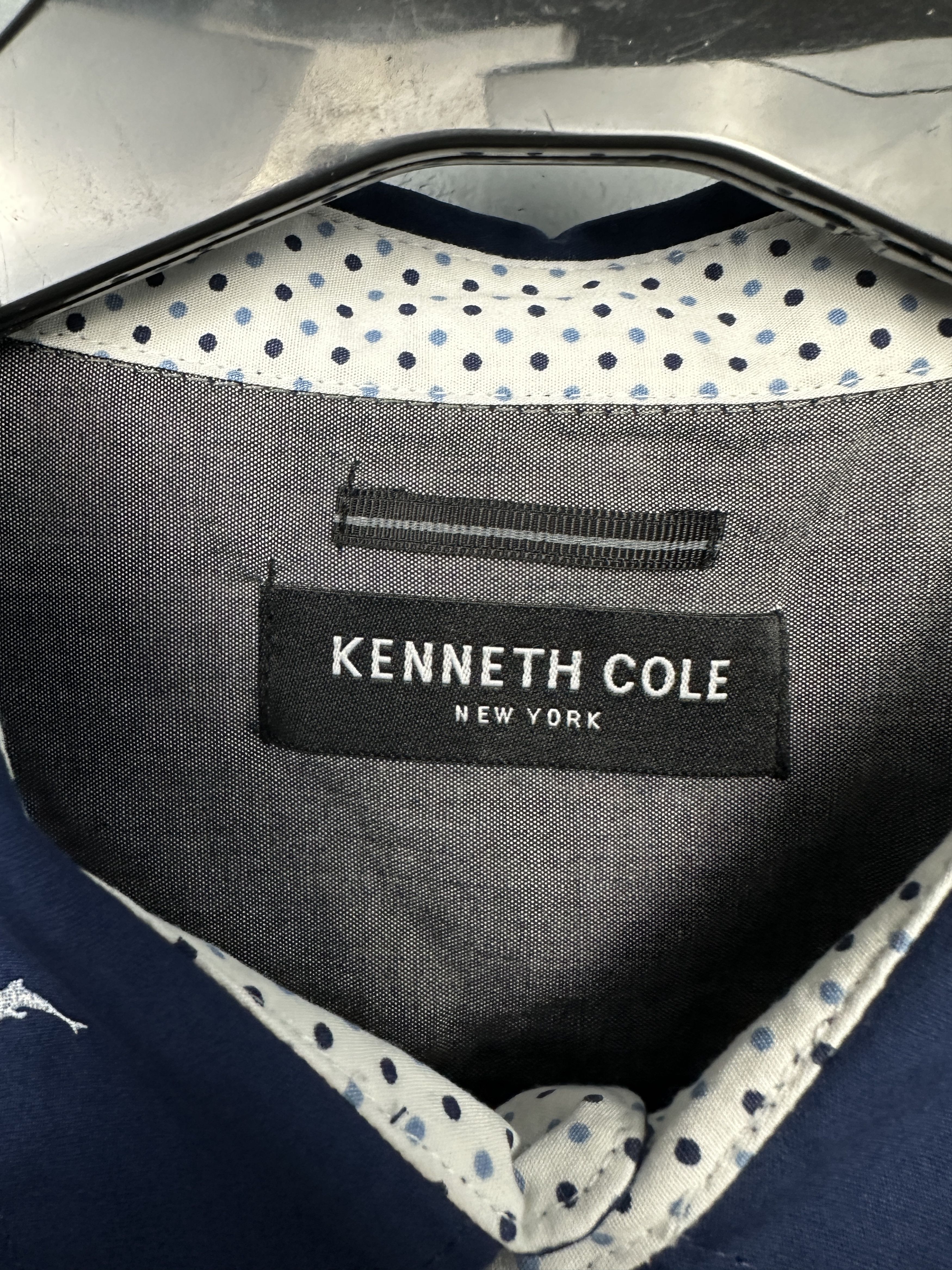 Kenneth Cole Kenneth Cole Mens Hawaiian Short Sleeve Shirt Size US M / EU 48-50 / 2 - 3 Thumbnail