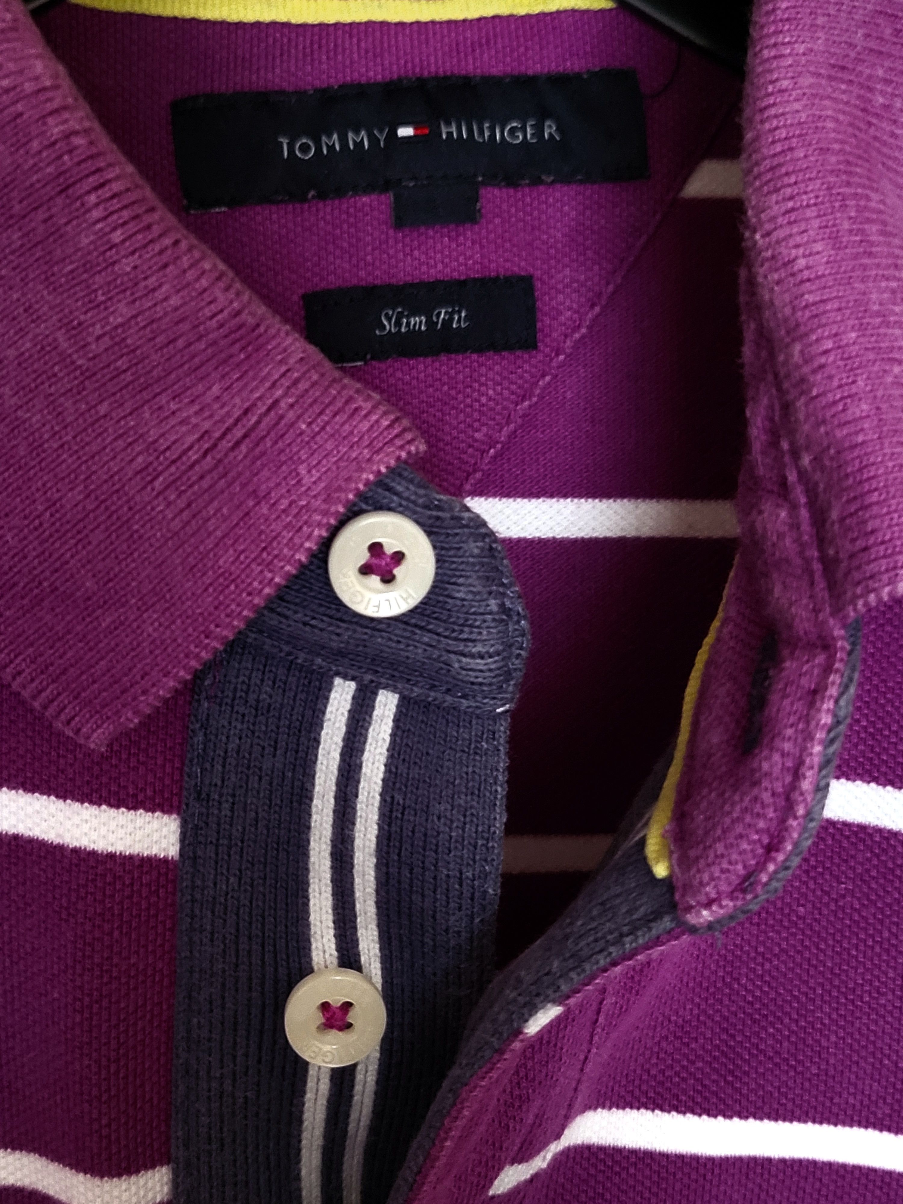 Tommy Hilfiger Vintage 90s Tommy Hilfiger Polo Shirt Size XL but fit L Size US XL / EU 56 / 4 - 3 Thumbnail