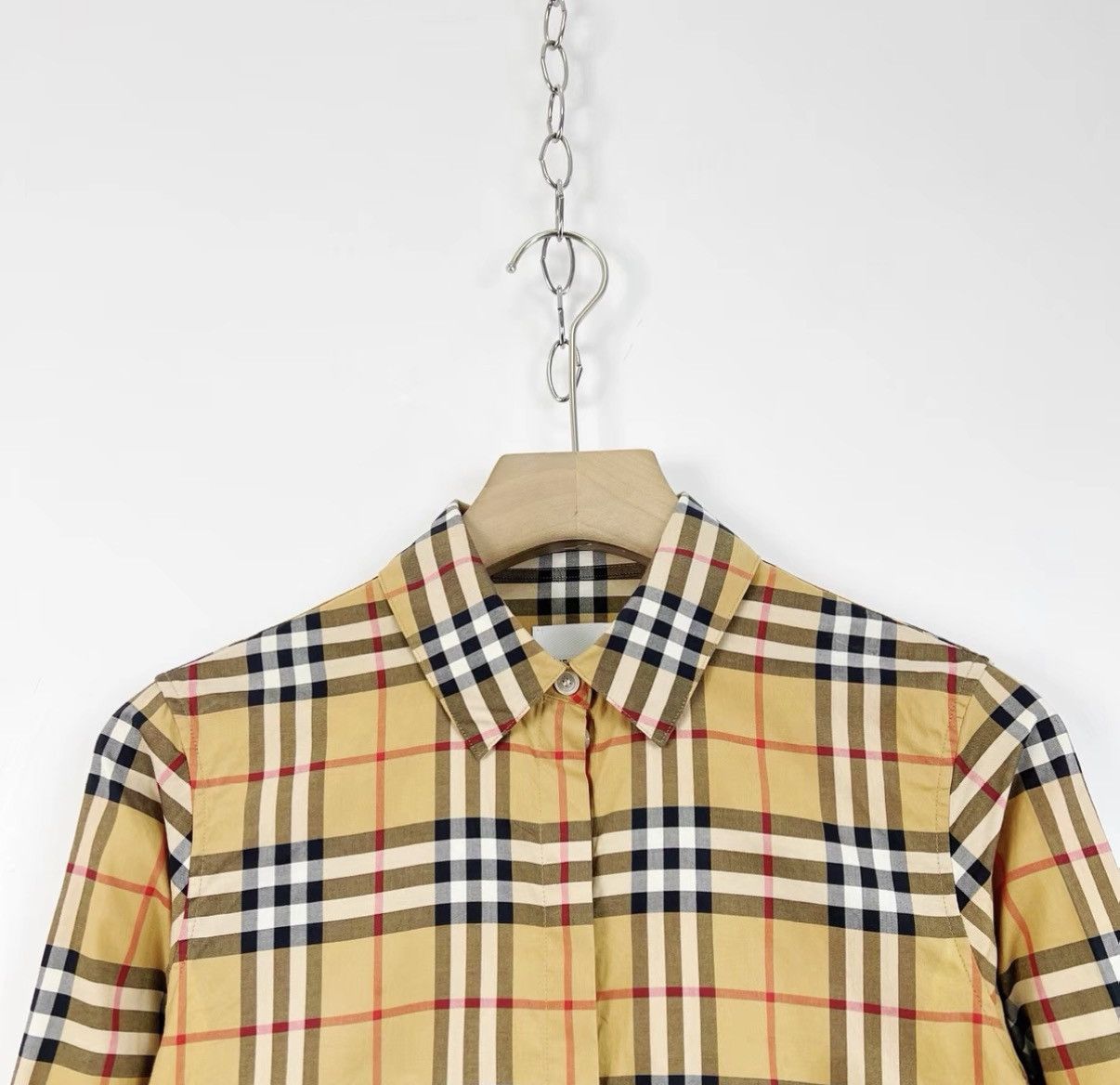 Burberry Burberry Classic Check Shirt K12 Size M / US 6-8 / IT 42-44 - 3 Thumbnail