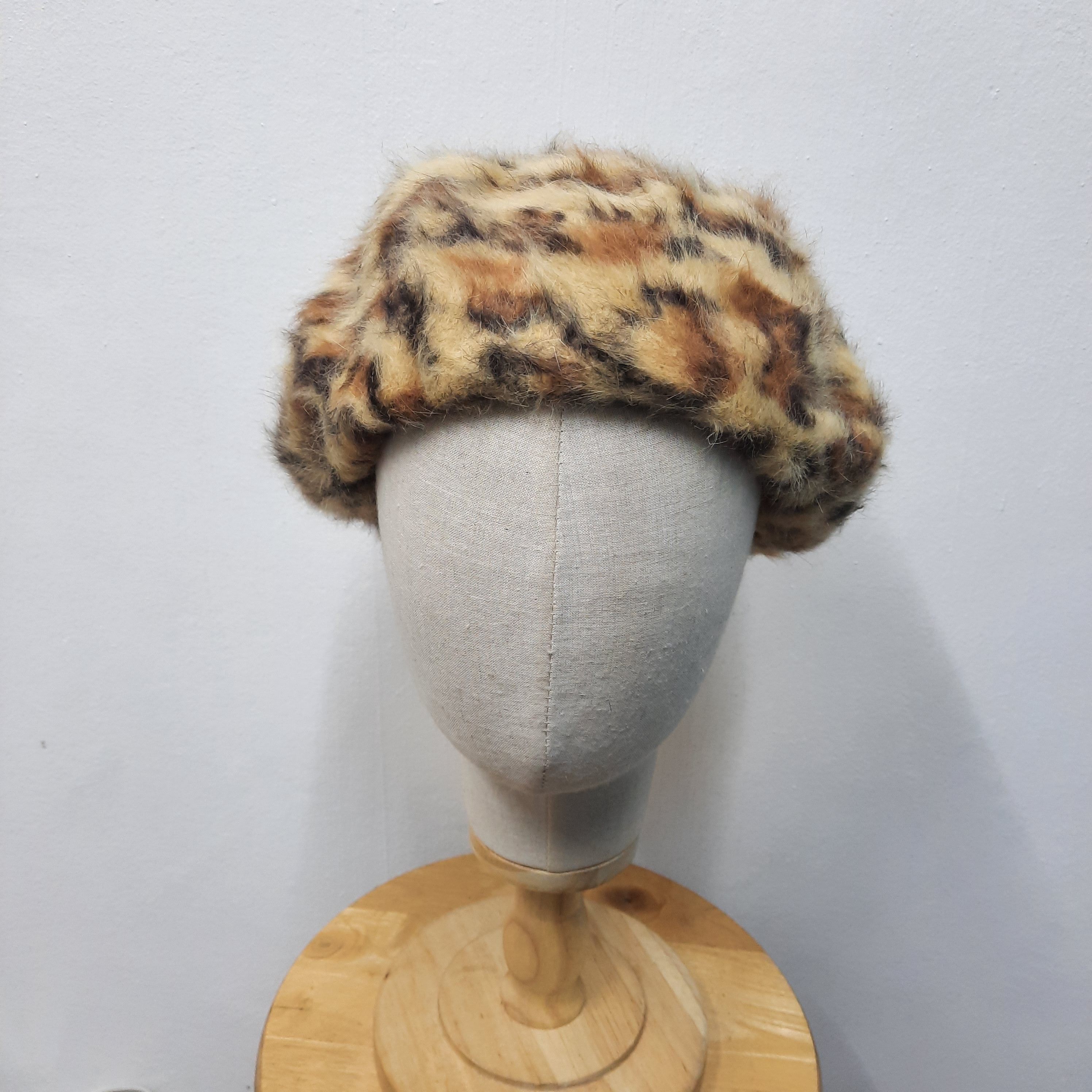 Japanese Brand 💥 Filippo catarzi made in italy leopard fur beret hat Size ONE SIZE - 3 Thumbnail