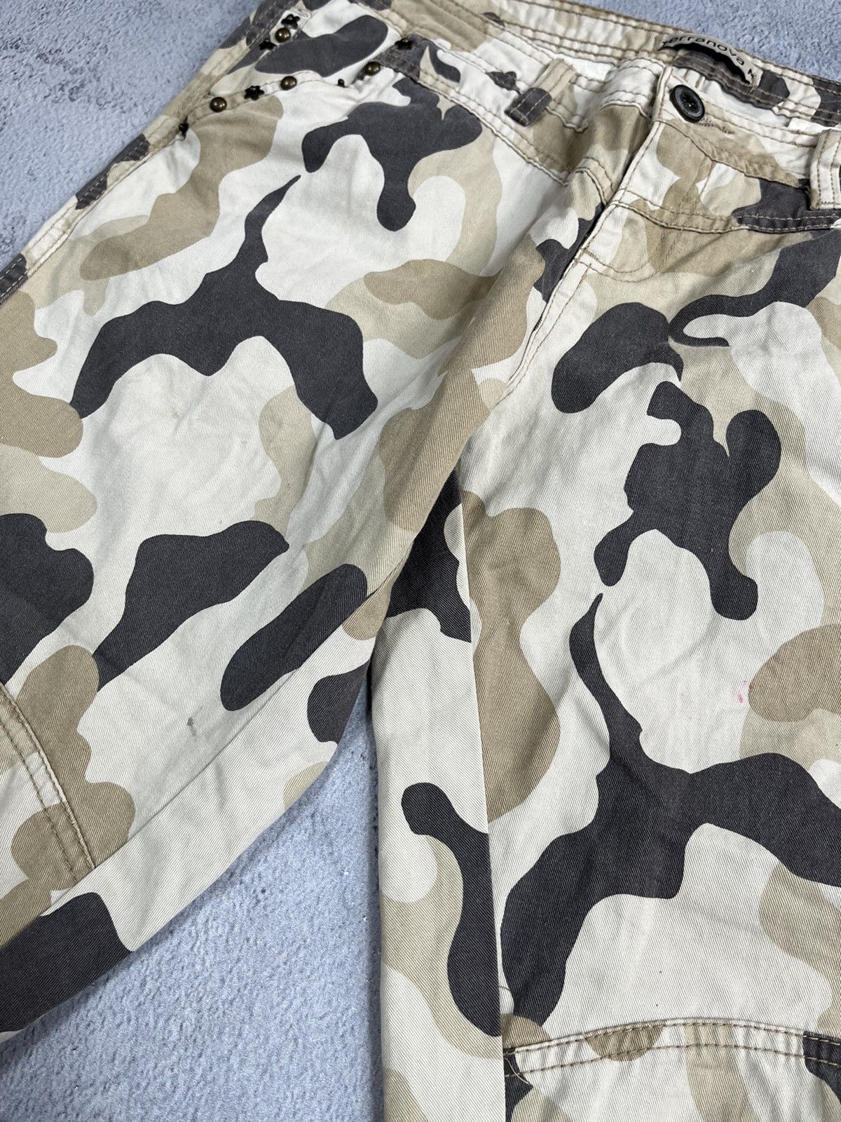 Japanese Brand × Vintage Vintage Y2K Low Rise camo double knee style pants japan M Size 28" / US 6 / IT 42 - 11 Thumbnail