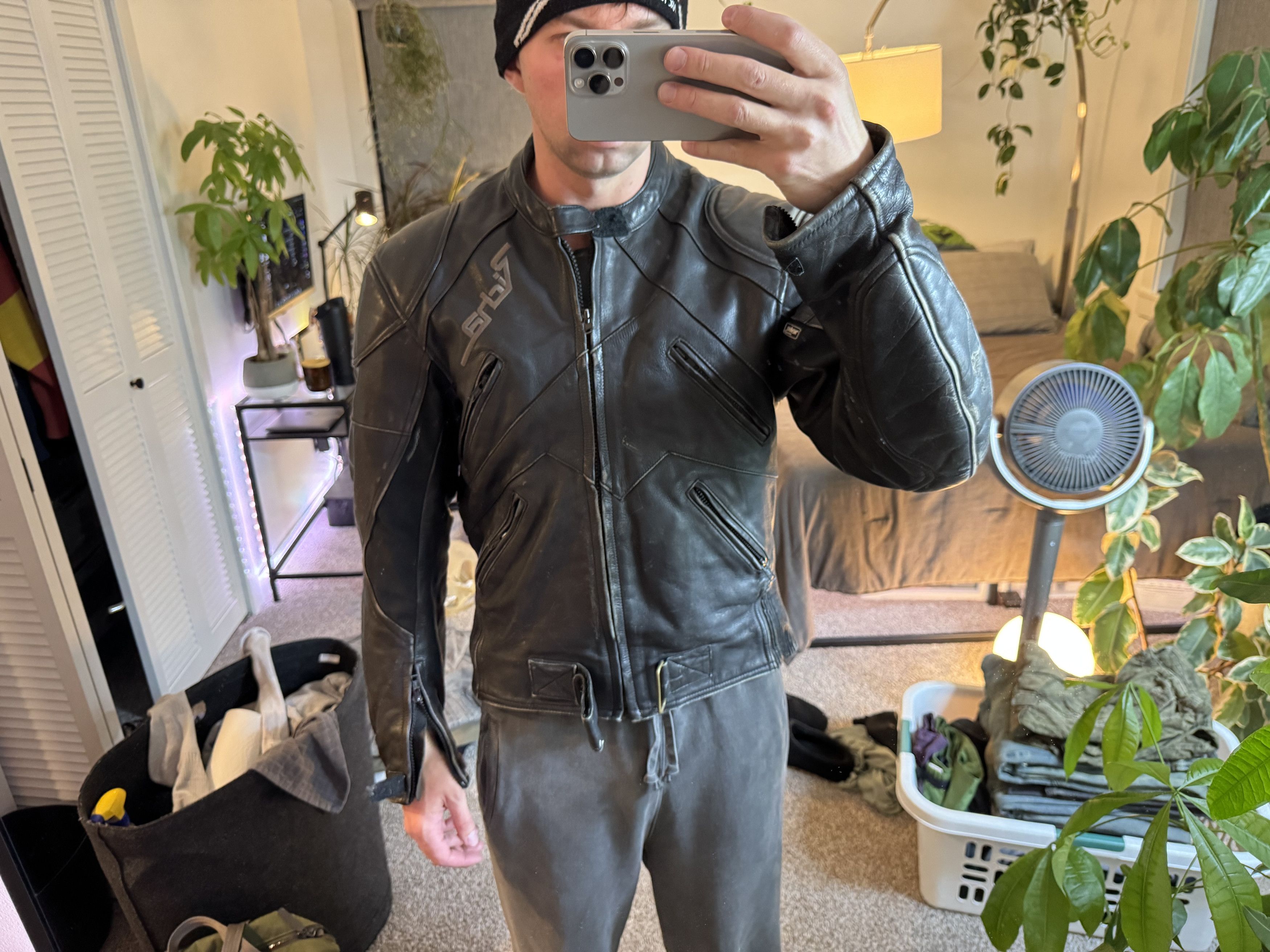 Other Distressed High Quality Genuine Leather moto/racing jacket Size US M / EU 48-50 / 2 - 3 Thumbnail