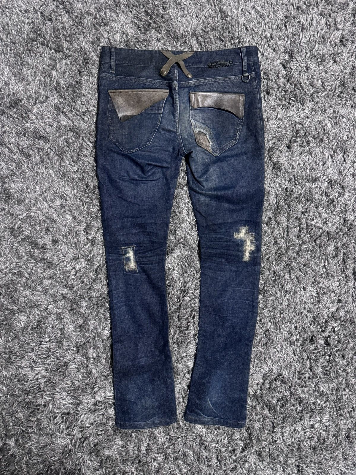 14th Addiction 14th Addiction Distressed Patchwork Jeans Size US 29 - 10 Thumbnail