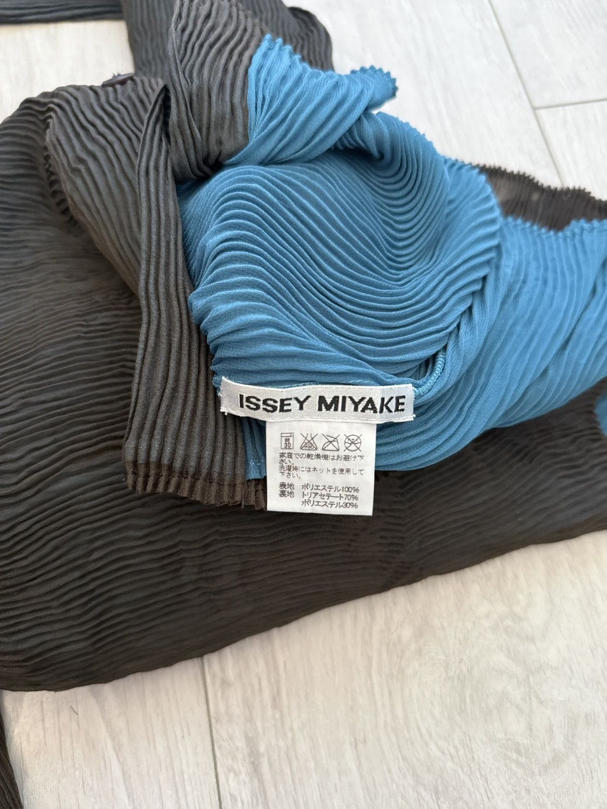 Issey Miyake S/S 2002 Issey Miyake Pleated Button-Up 3/4 Sleeve Top Shirt Size S / US 4 / IT 40 - 6 Thumbnail