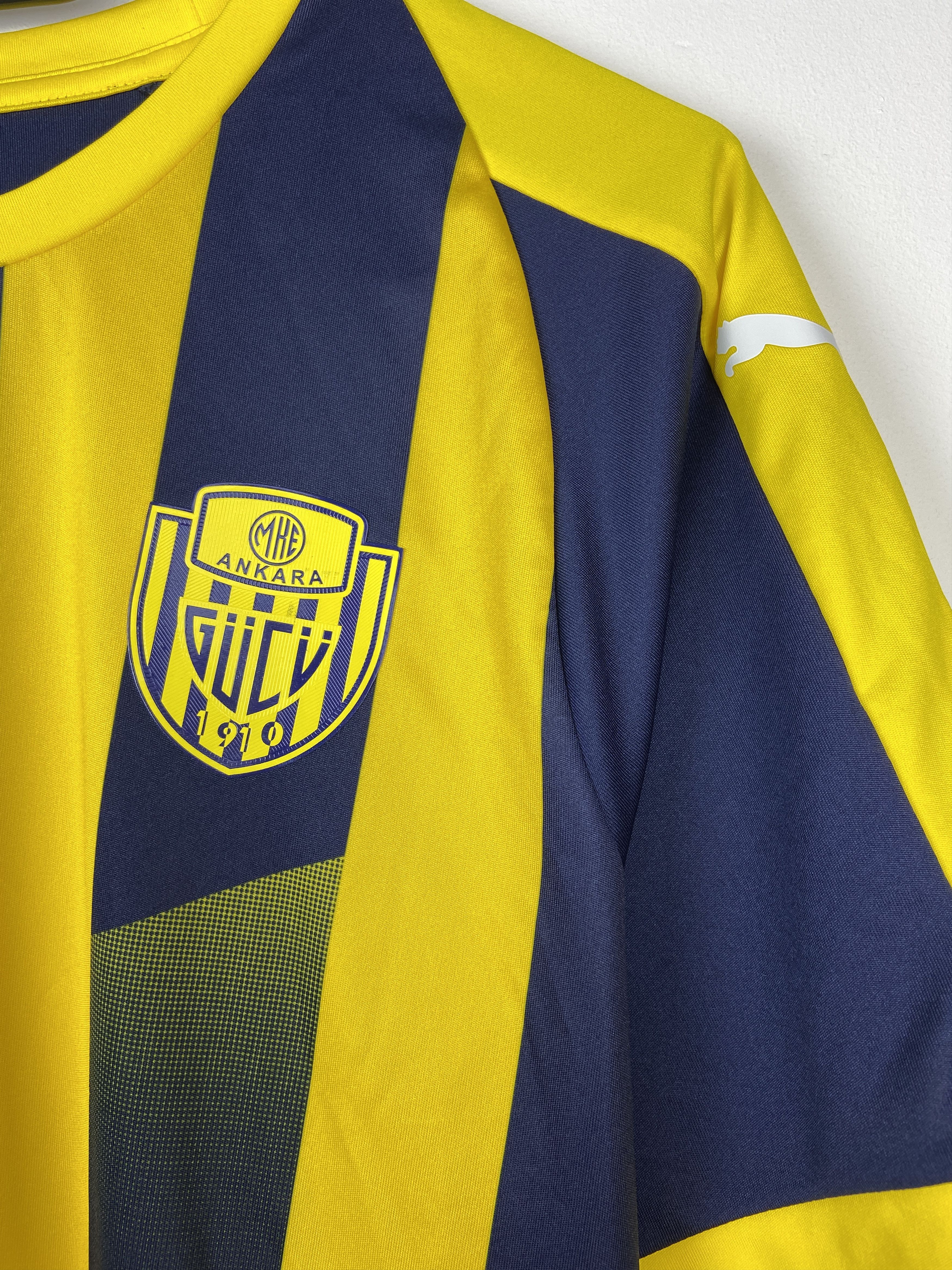 Puma Ankaragucu 2018 Home Soccer Jersey Shirt Football Size US S / EU 44-46 / 1 - 2 Thumbnail