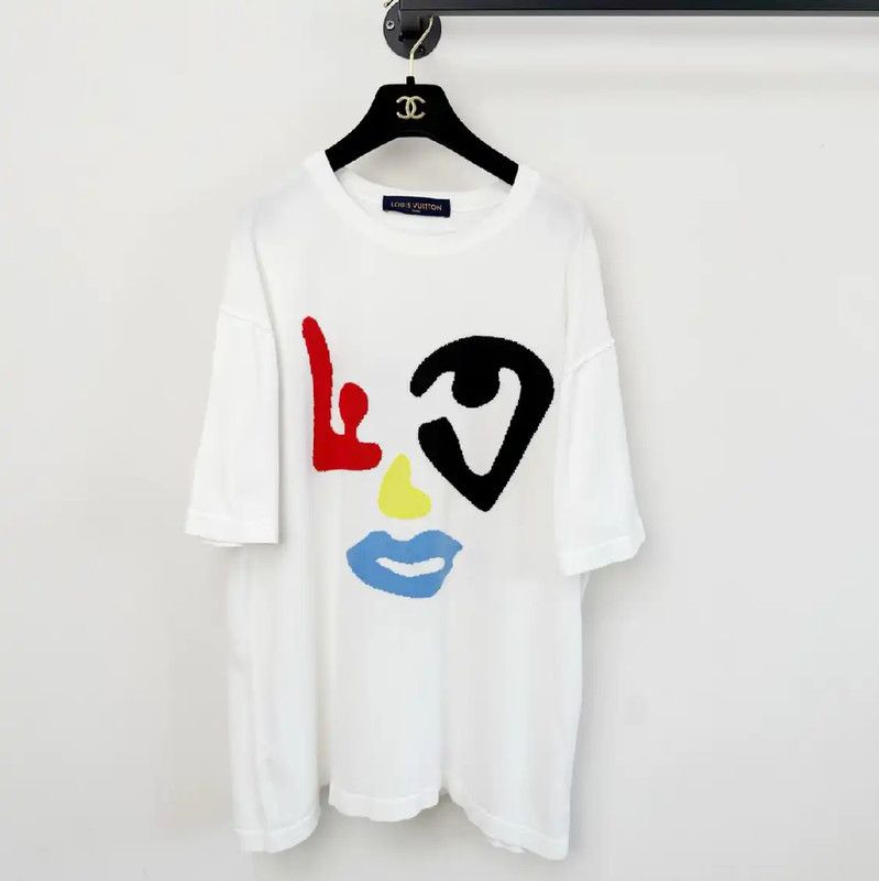 Louis Vuitton Women's L-Size White T-Shirt 0089