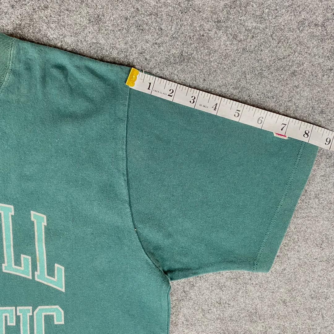 Russell Athletic Vintage Russell Athletic Tshirt Size US L / EU 52-54 / 3 - 5 Thumbnail