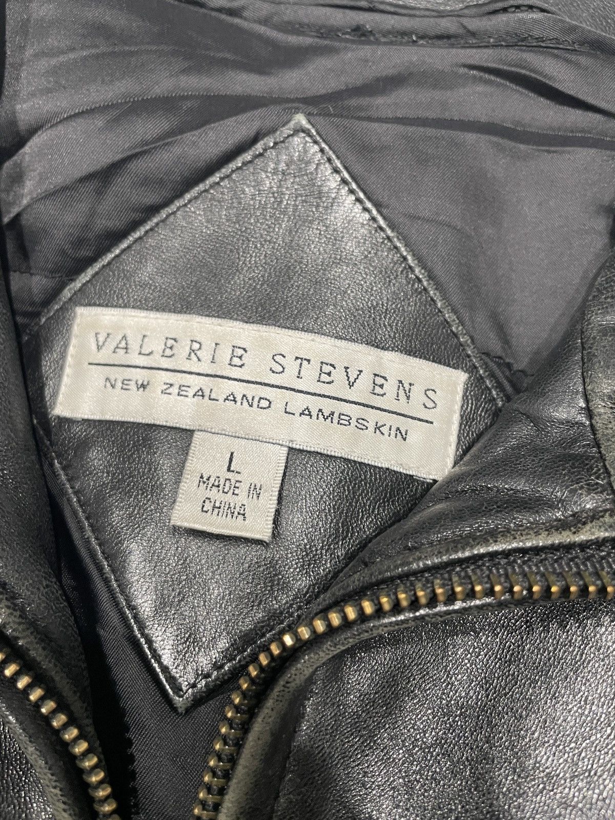 Danier 90s Faded Black Leather Biker Jacket Size US L / EU 52-54 / 3 - 3 Thumbnail