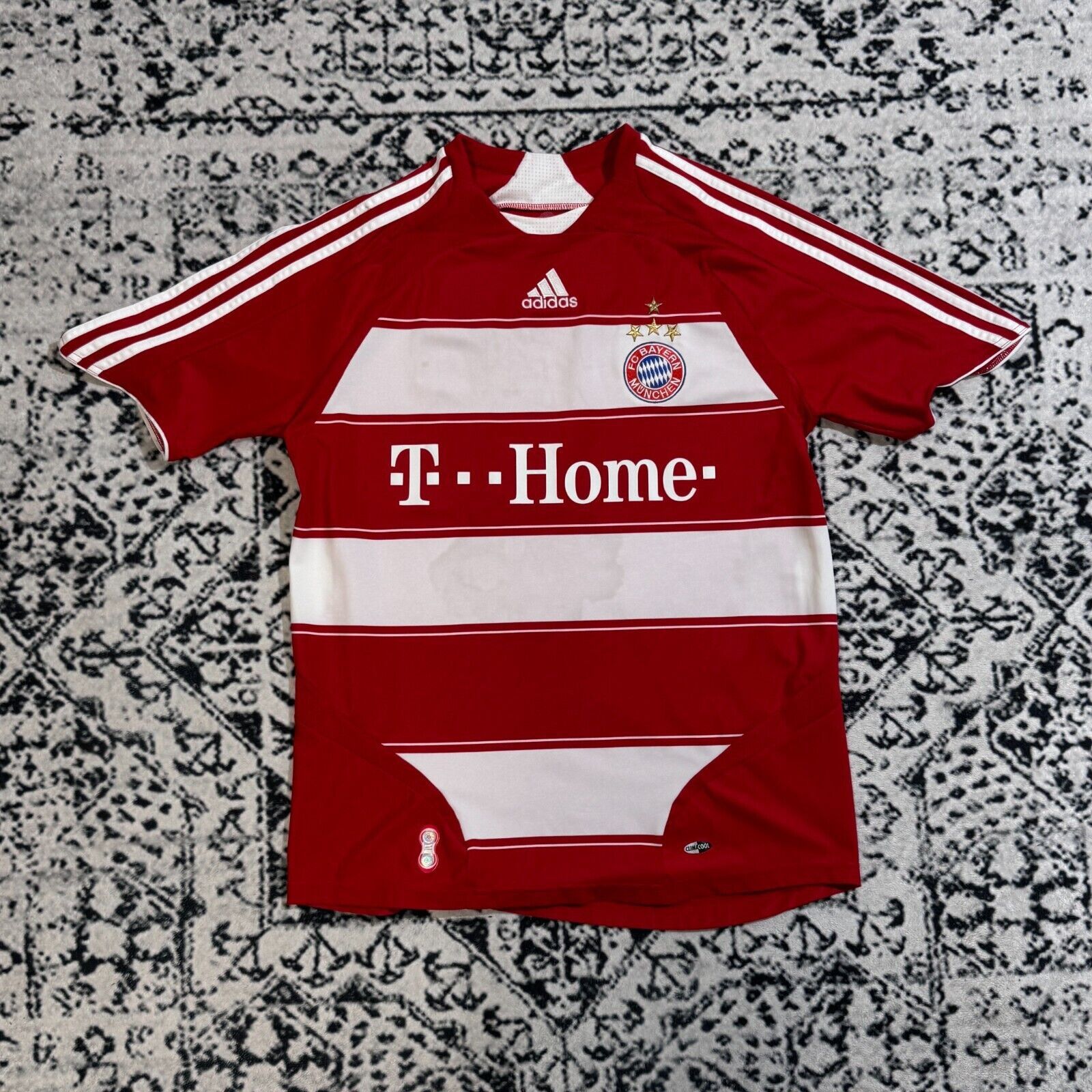 Adidas × Vintage Adidas Red White Polyester Jersey T-Shirt Size munchen Size US M / EU 48-50 / 2 - 6 Thumbnail