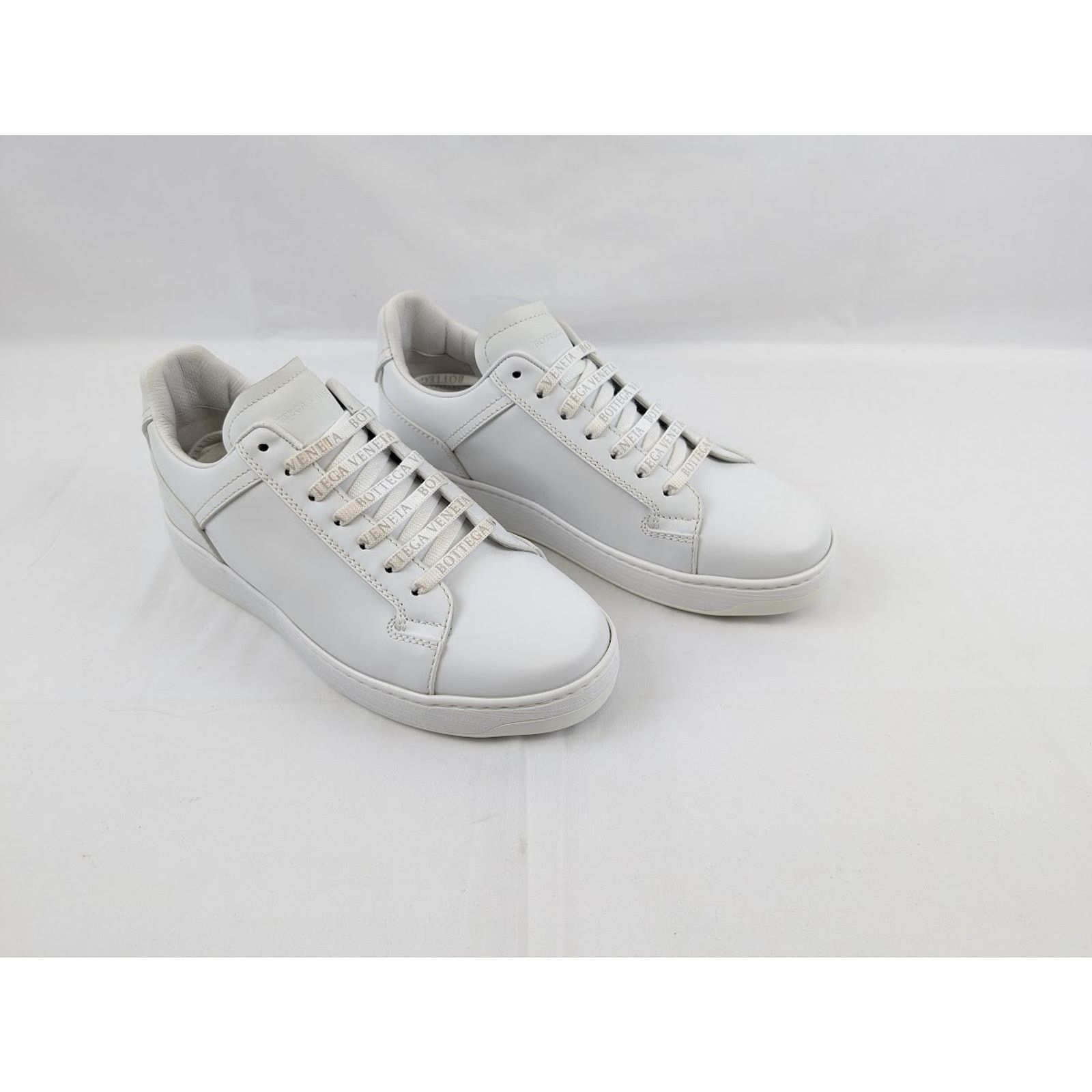 Bottega Veneta o1rshd1 Bolt Calf Sneaker Pelle S.GOMM in Optic White Size US 7.5 / EU 40-41 - 11 Thumbnail