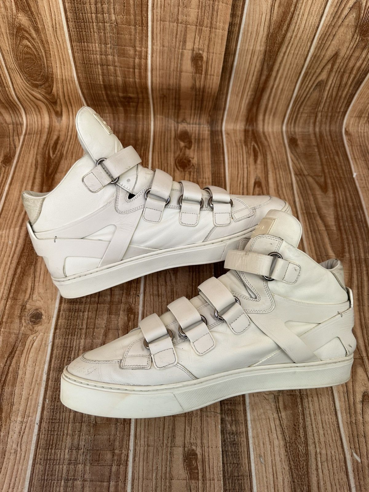 Louis Vuitton Louis Vuitton White Leather 4 Straps Boxing Sneaks Size US 11 / EU 44 - 20 Thumbnail