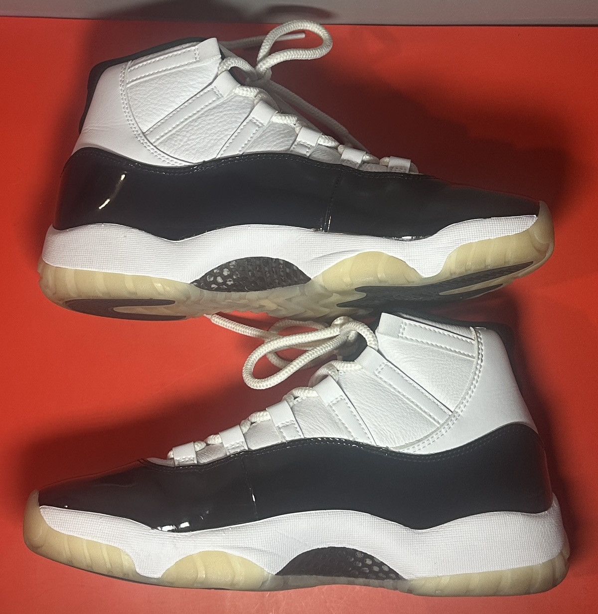 Jordan Brand Size 10.5 - Jordan 11 Retro Mid Gratitude / Defining Moments Size US 10.5 / EU 43-44 - 3 Thumbnail