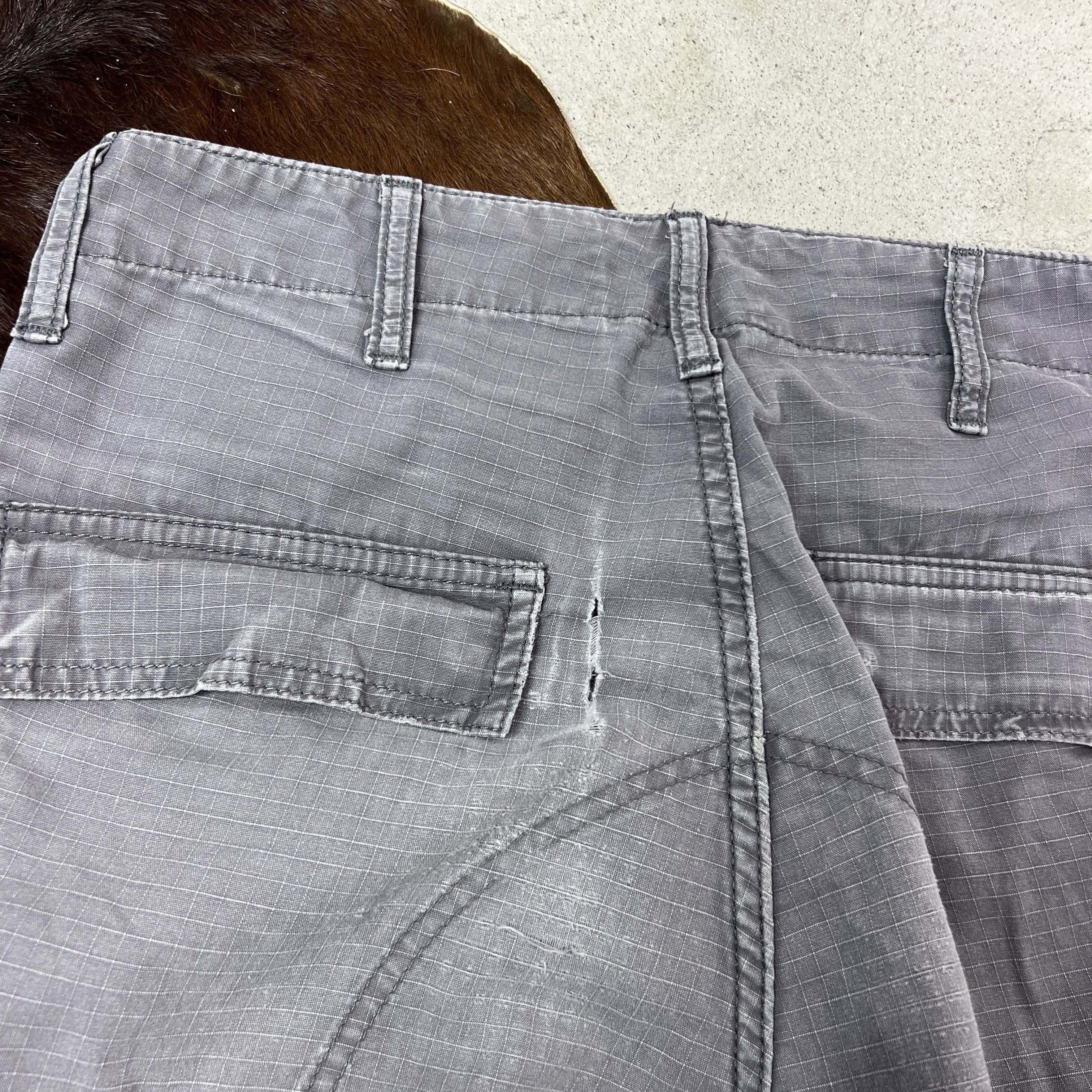 Carhartt Vintage Carhartt Trashed Faded&Washed Pants Y2K Size US 28 / EU 44 - 6 Thumbnail
