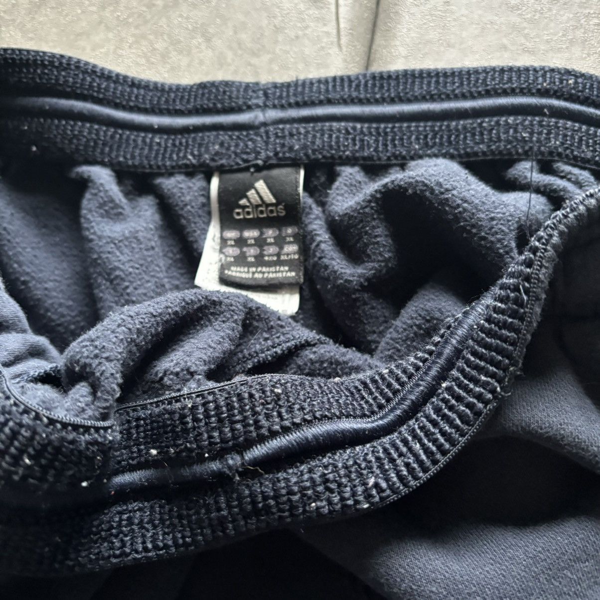 Adidas Y2k navy baggy adidas sweatpants Size US 34 / EU 50 - 5 Thumbnail