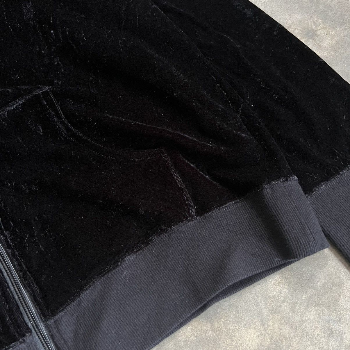 KMRii 2000s Come Ca Walk Vkei Style Velvet Fur Hoodie Size US L / EU 52-54 / 3 - 4 Thumbnail