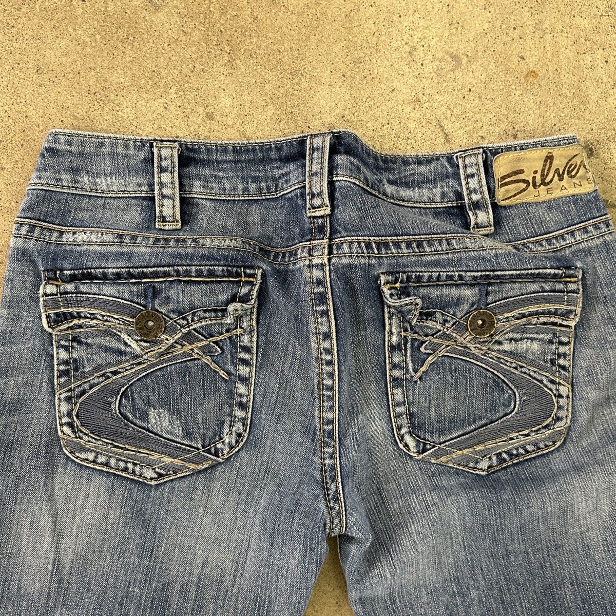 Silver Jeans Co. Silver Jeans Low Rise Bootcut Light Blue Denim Size US 30 / EU 46 - 3 Thumbnail