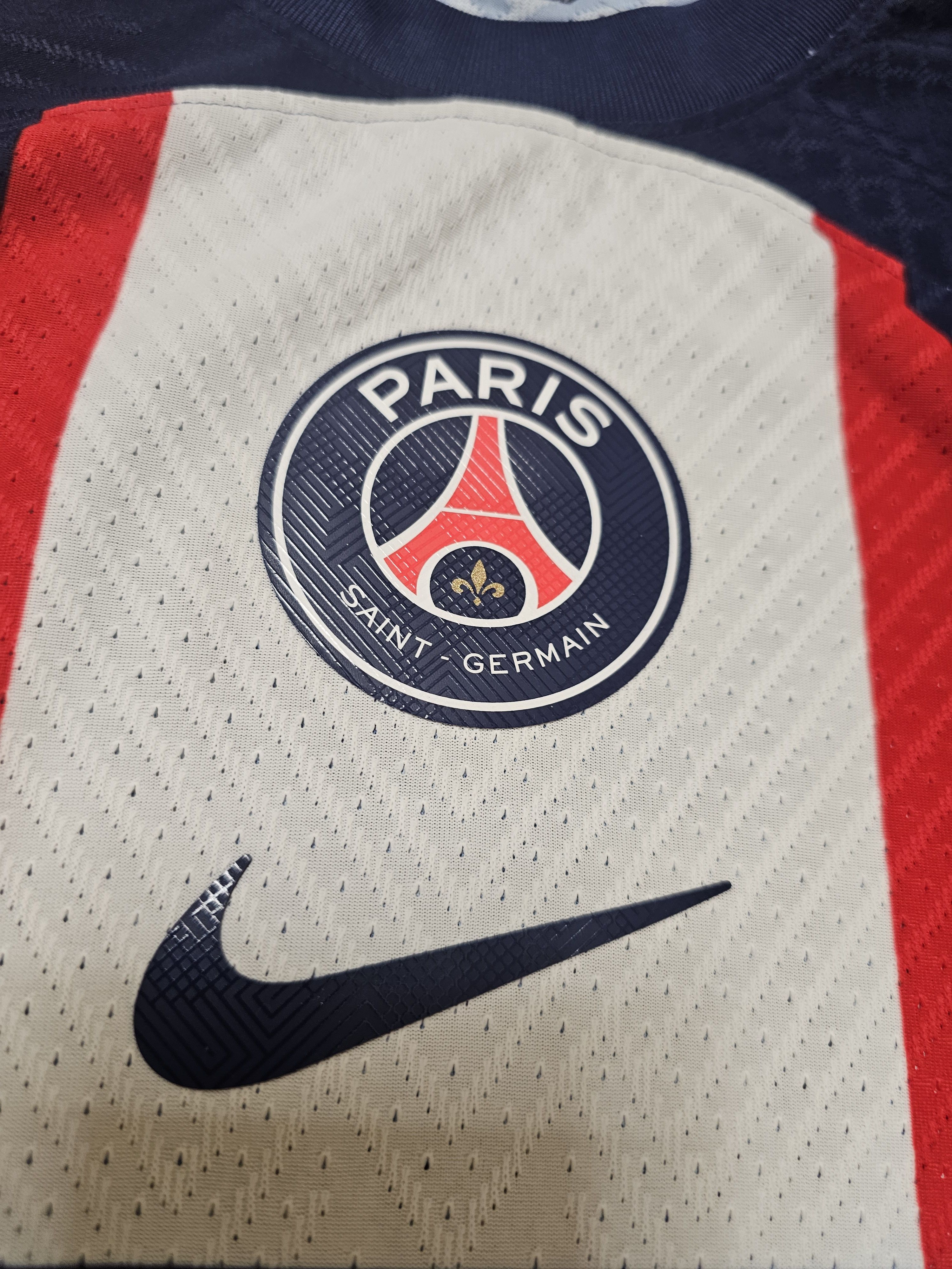 Nike PSG PARIS SAINT-GERMAIN 2022 2023 PLAYER ISSUE FOOTBALL Size US S / EU 44-46 / 1 - 3 Thumbnail