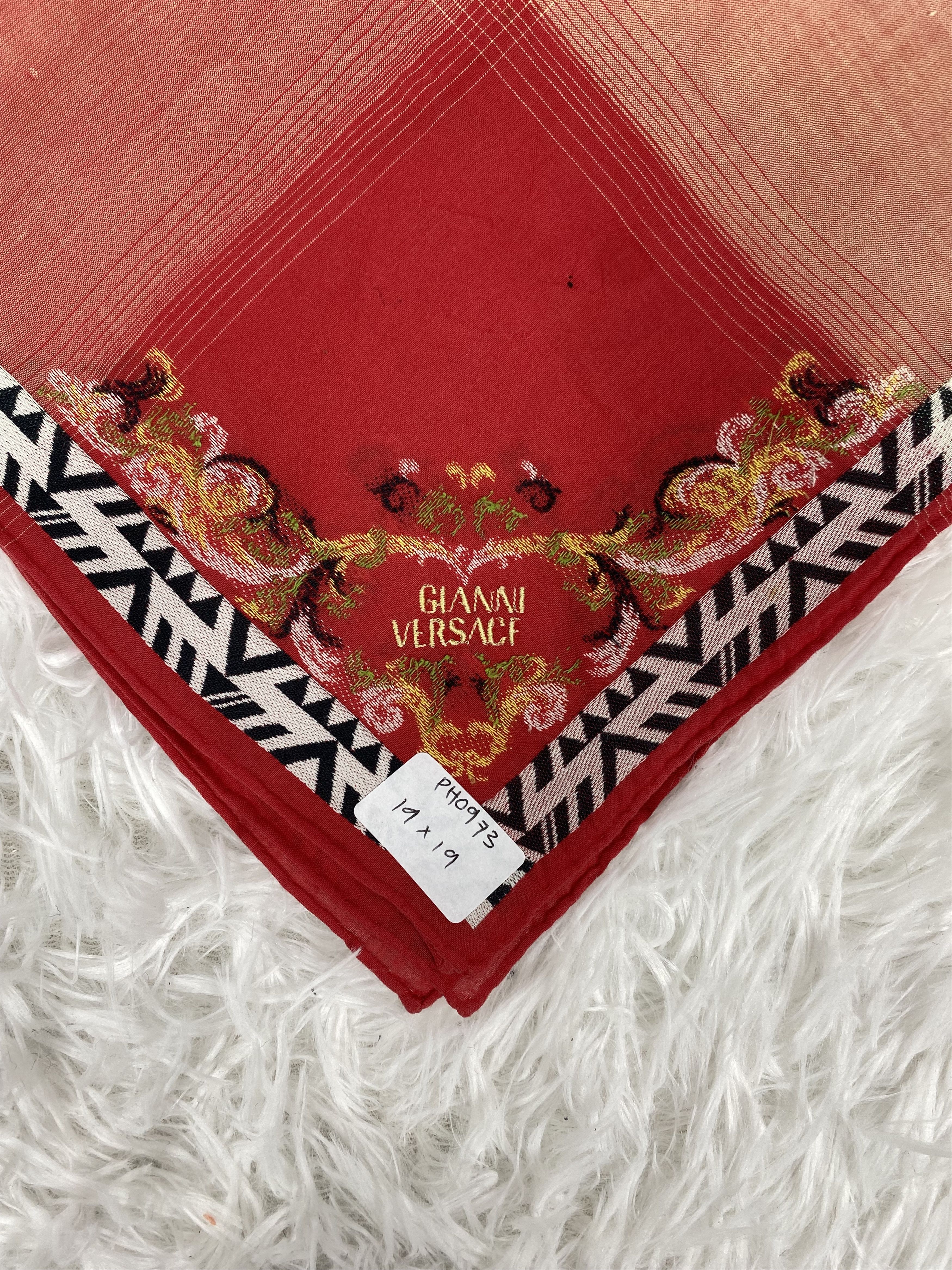 Vintage Vintage Gianni Versace Handkerchief Neckerchief PH0973 Size ONE SIZE - 3 Thumbnail