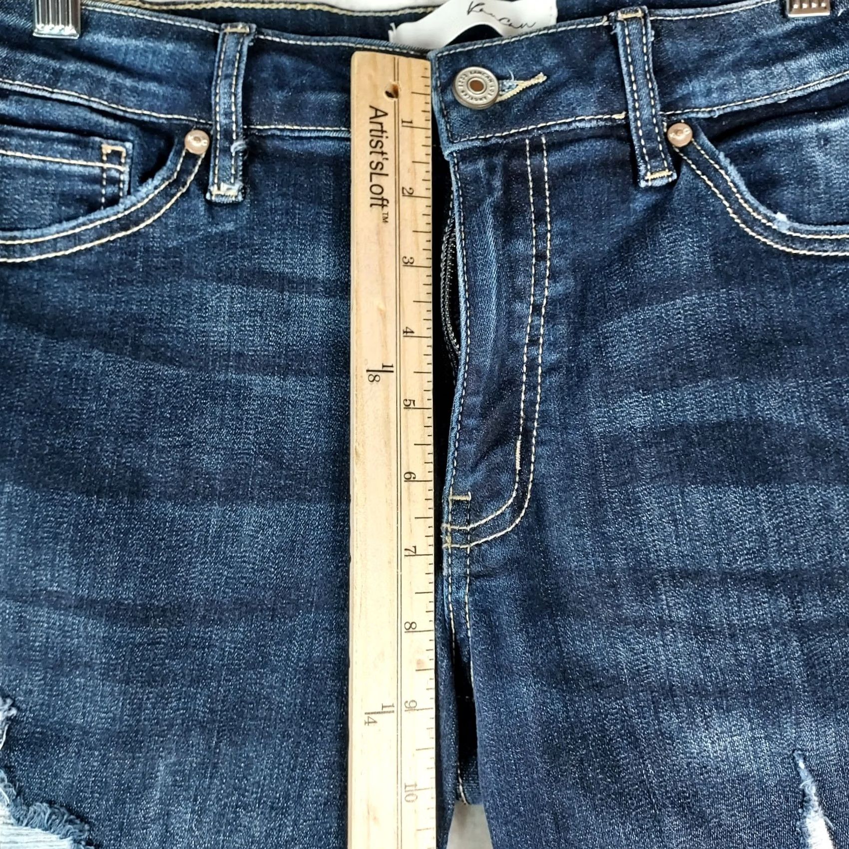 Vintage VINTAGE KanCan Bermuda Shorts Women 9/28 Distressed Denim Rolled Raw Hem KC8557BD Blue 5-Pocket Summer Spring Women's Regular Size 9/28 XS? Size 28" / US 6 / IT 42 - 6 Thumbnail