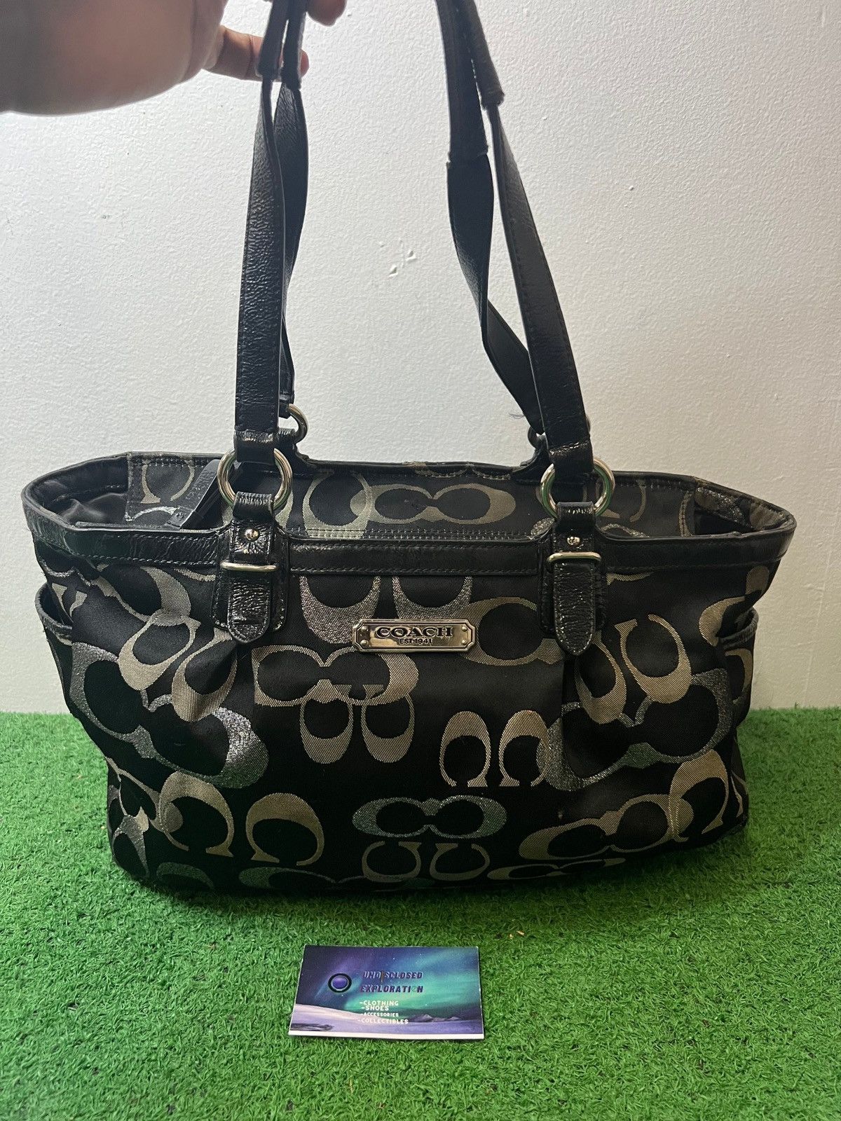 Coach Siganture Gallery Tote Bag in Black, Women's