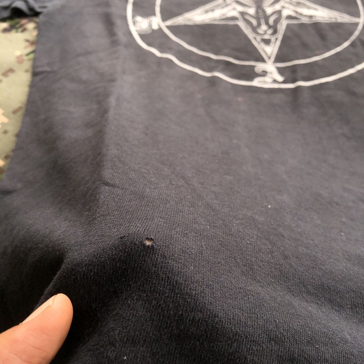 Band Tees × Vintage Vtg Satan Sigil Of Baphomet Pentagram Tshirt Size US S / EU 44-46 / 1 - 5 Thumbnail