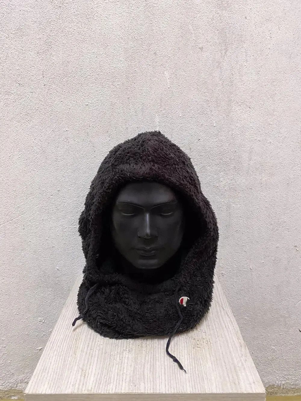 Champion Champion Small Logo Fleece Balaclava Beanie Hat Size ONE SIZE - 2 Thumbnail