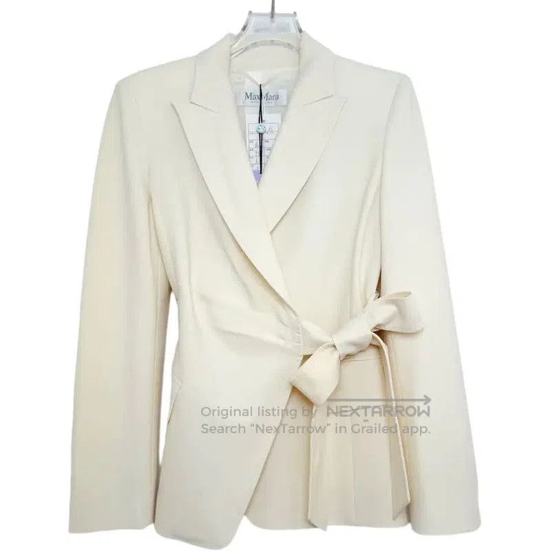 Max Mara MaxMara Beige Women's Polyester Trench Coat . Size XS / US 0-2 / IT 36-38 - 1 Thumbnail