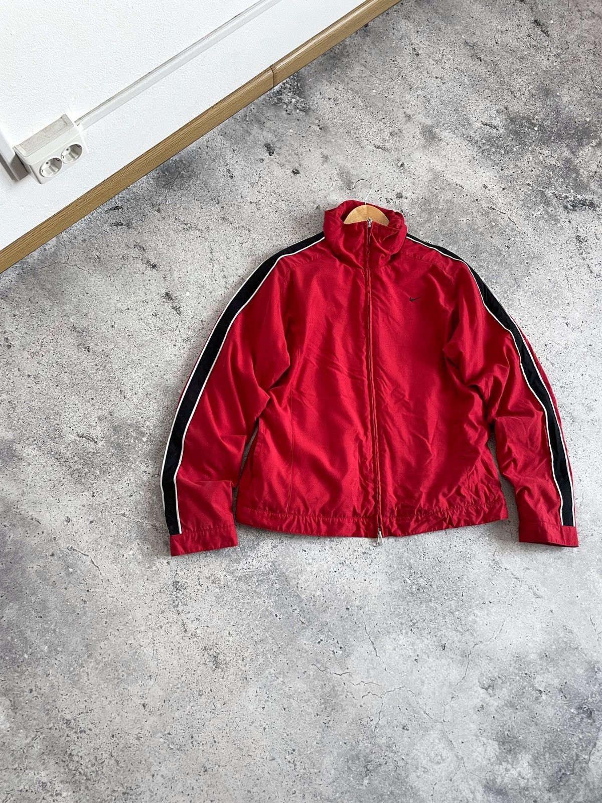 Nike × Vintage Vintage Nike Y2K Nylon Jacket Size M / US 6-8 / IT 42-44 - 3 Thumbnail