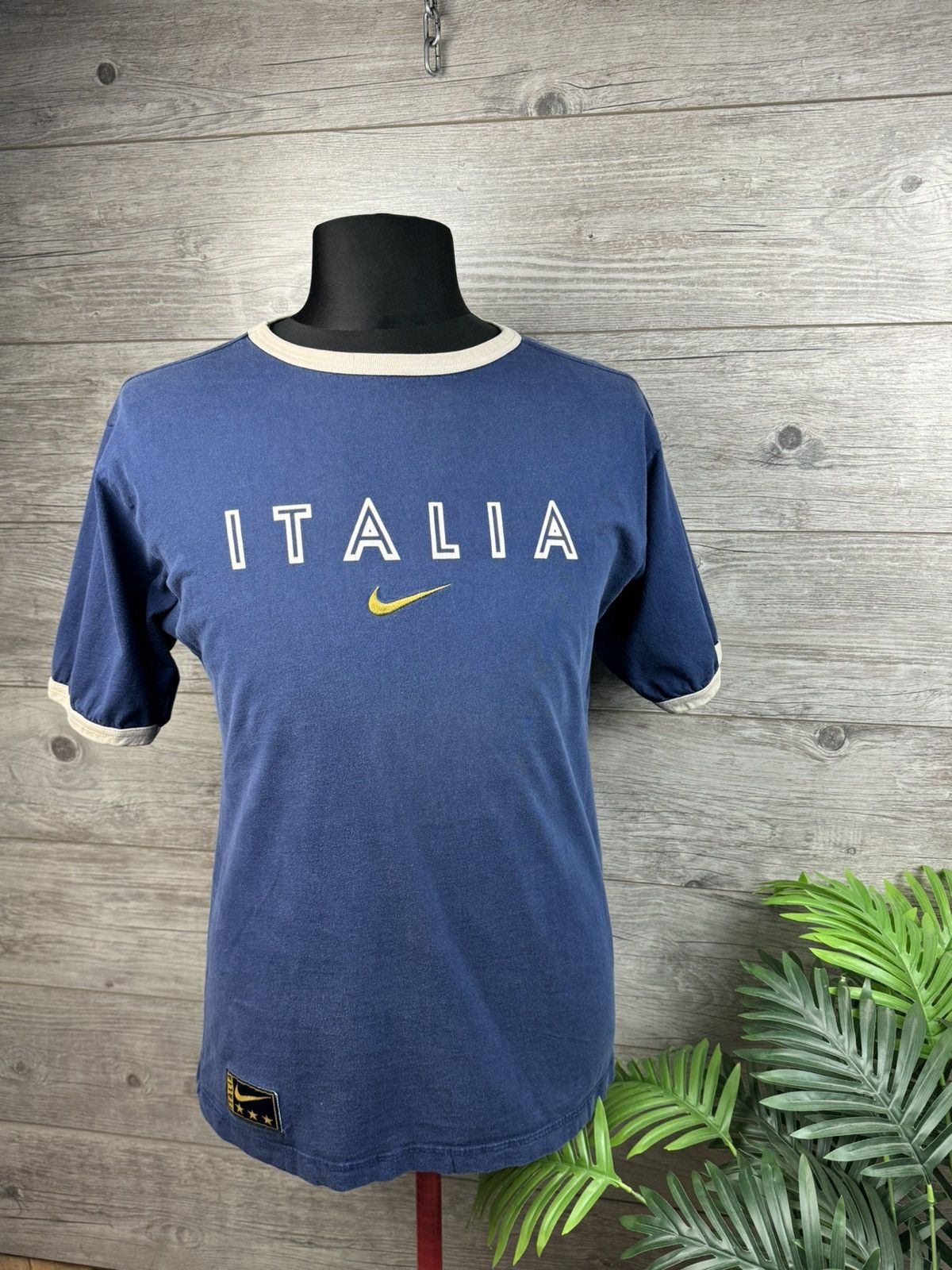 Nike NIKE VINTAGE ITALY 🇮🇹 TEE T SHIRT SIZE M Size US M / EU 48-50 / 2 - 13 Thumbnail