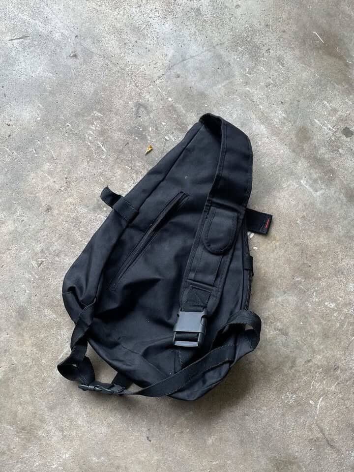 Japanese Brand 2000s Duff Tactical Crossbody Bag Big Zipper Size ONE SIZE - 2 Thumbnail