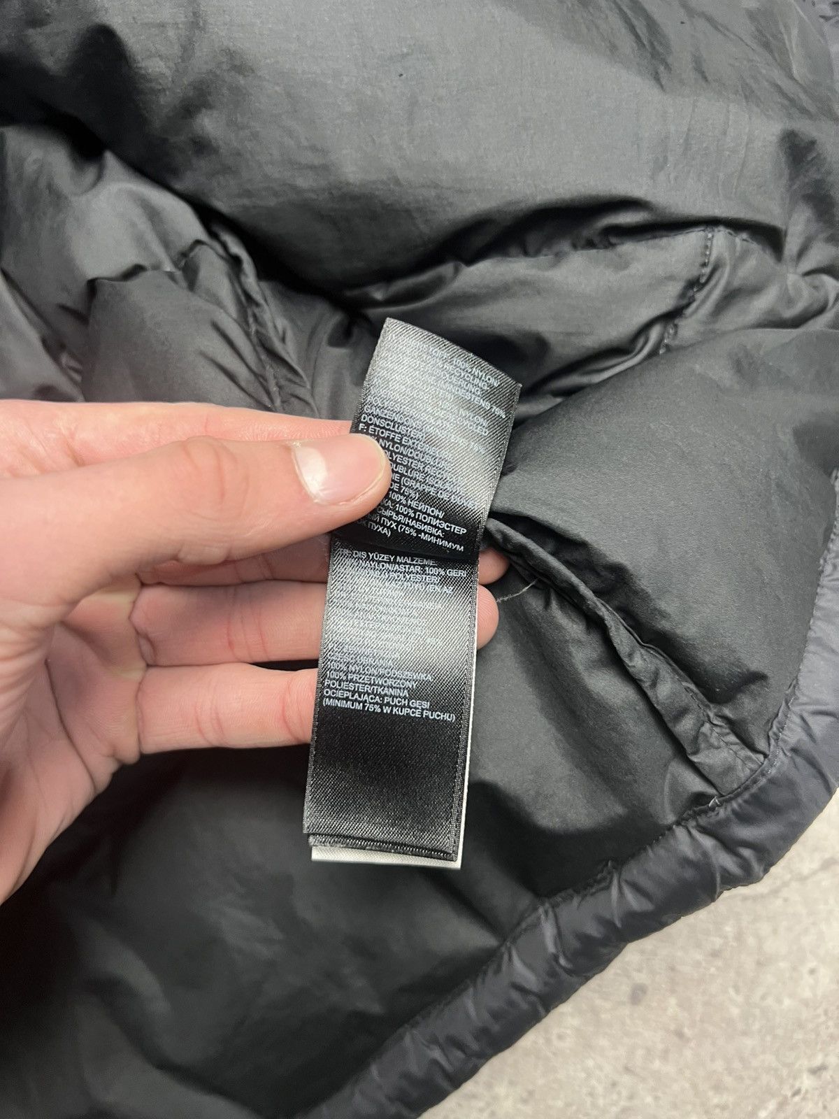 The North Face THE NORTH FACE Vest Down Nuptse Puffer 700 Black Men’s Size US XL / EU 56 / 4 - 10 Thumbnail
