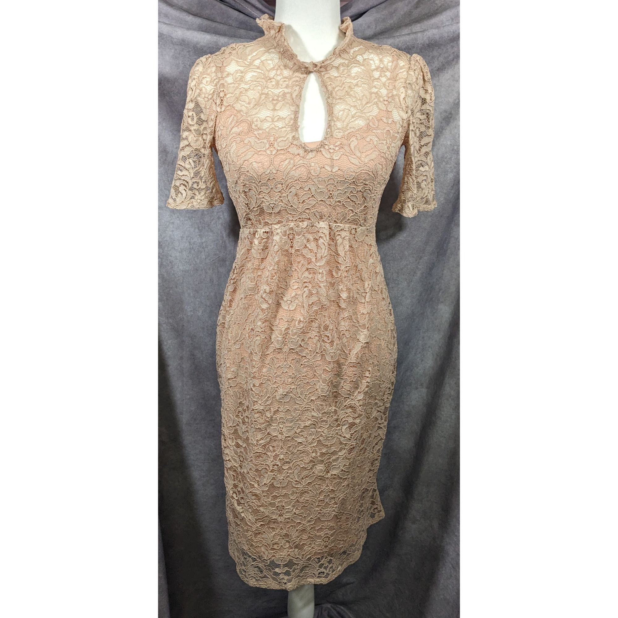 Other Hope And Ivy Cream Floral Lace Keyhole Dress Size 6 Size M / US 6-8 / IT 42-44 - 8 Thumbnail